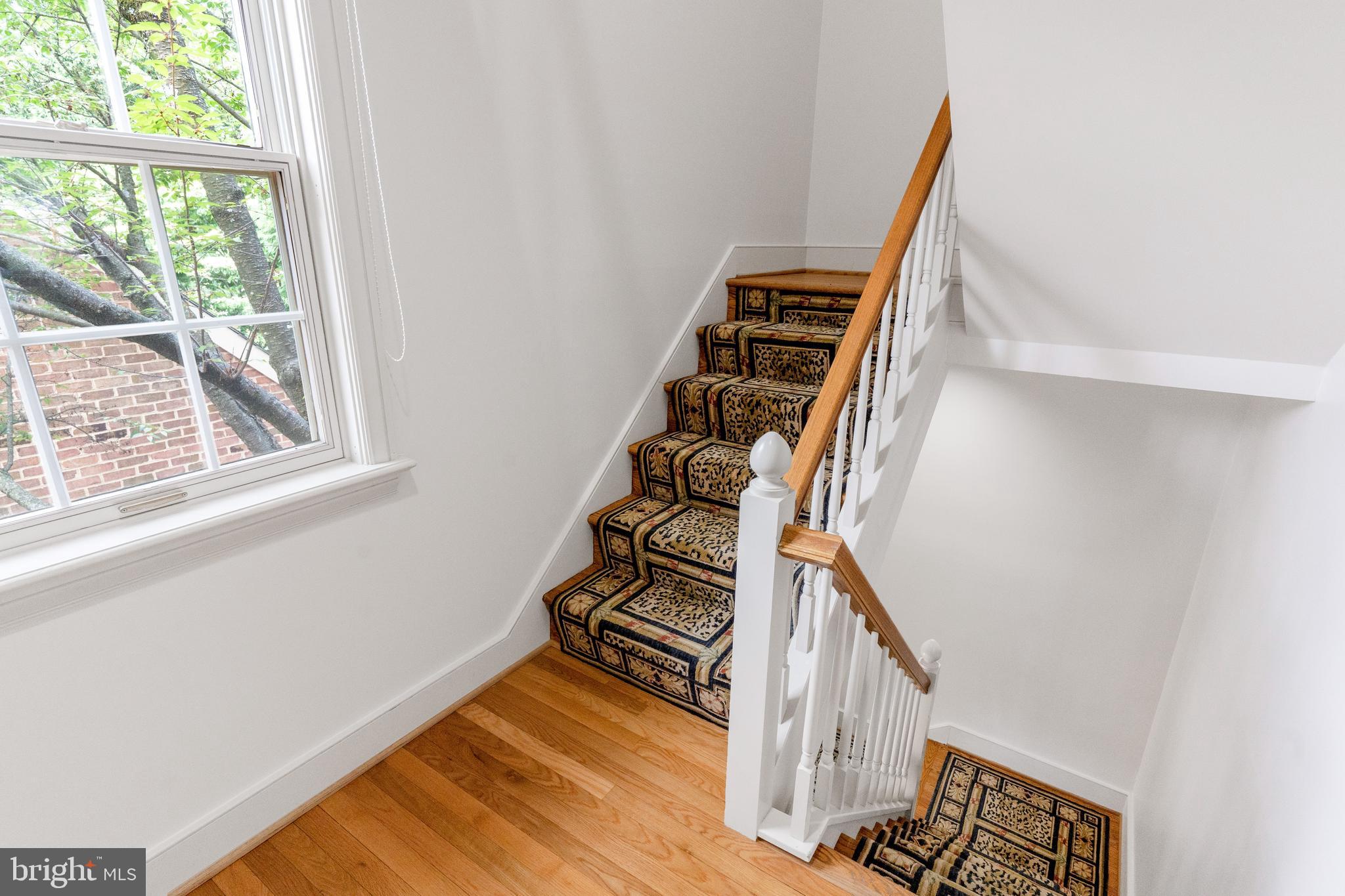 THACHER CT - Residential