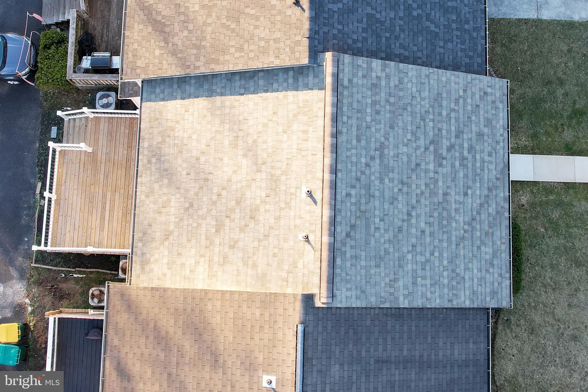 HAMPDEN COURT - Residential