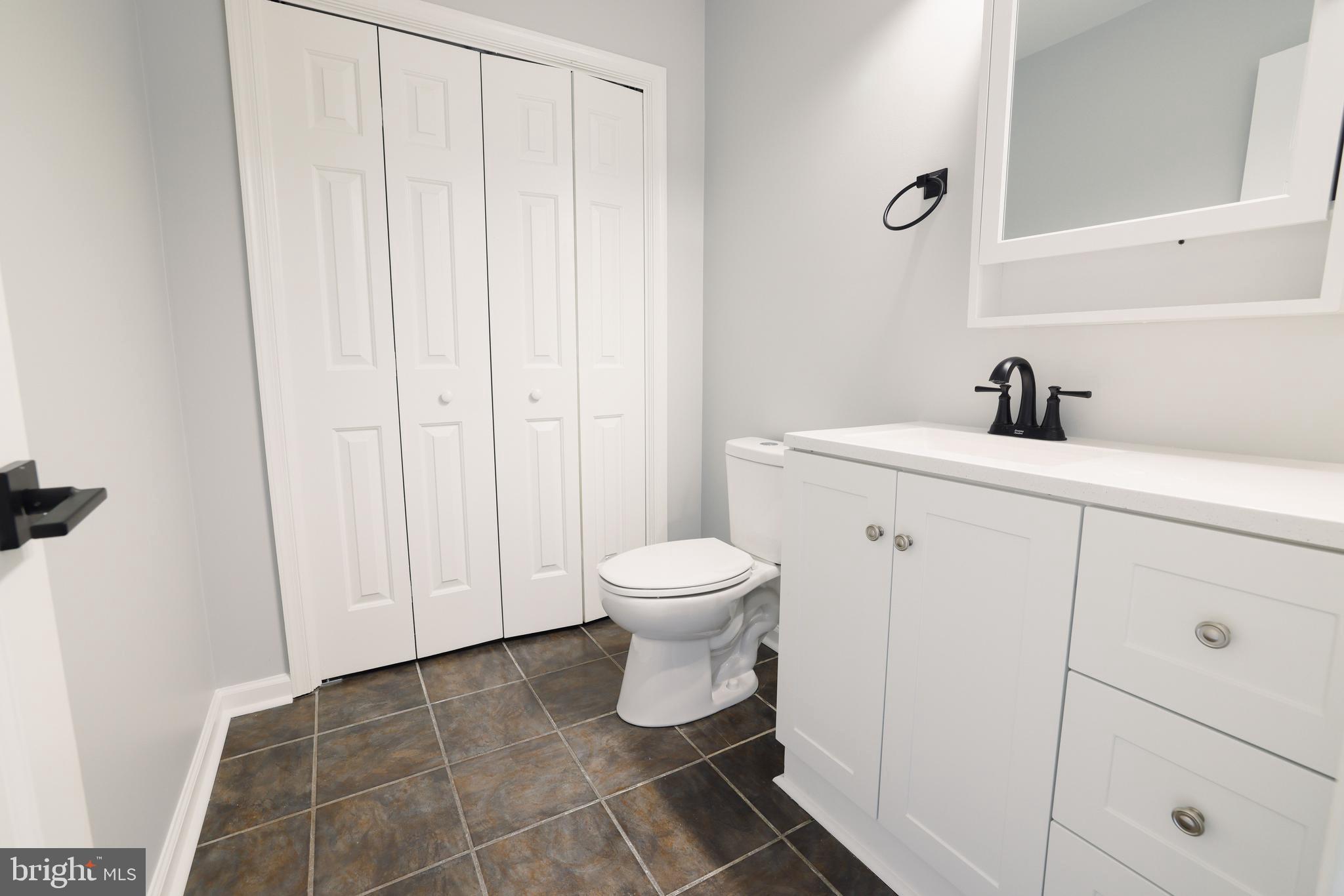 HAMPDEN COURT - Residential