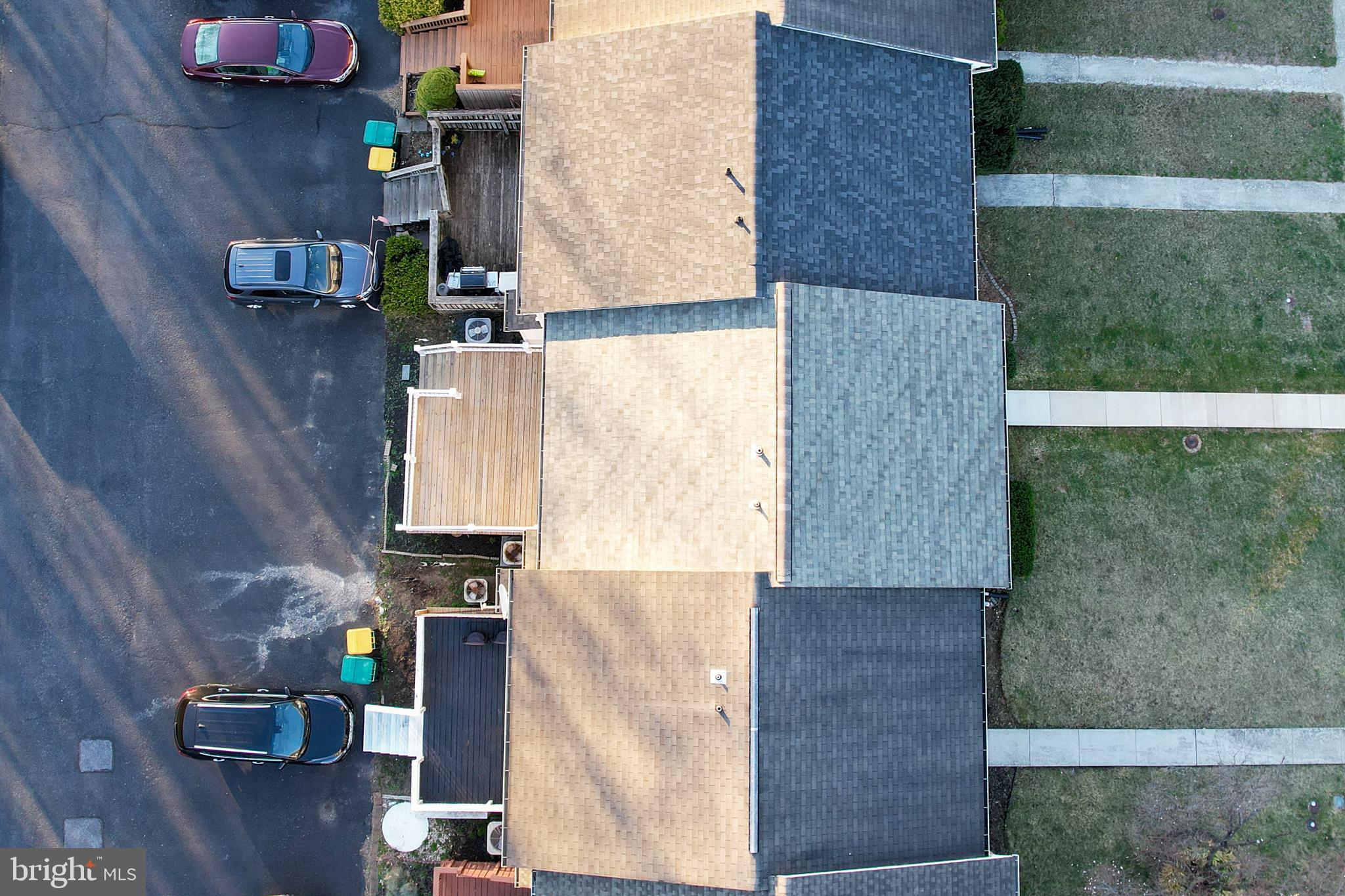 HAMPDEN COURT - Residential