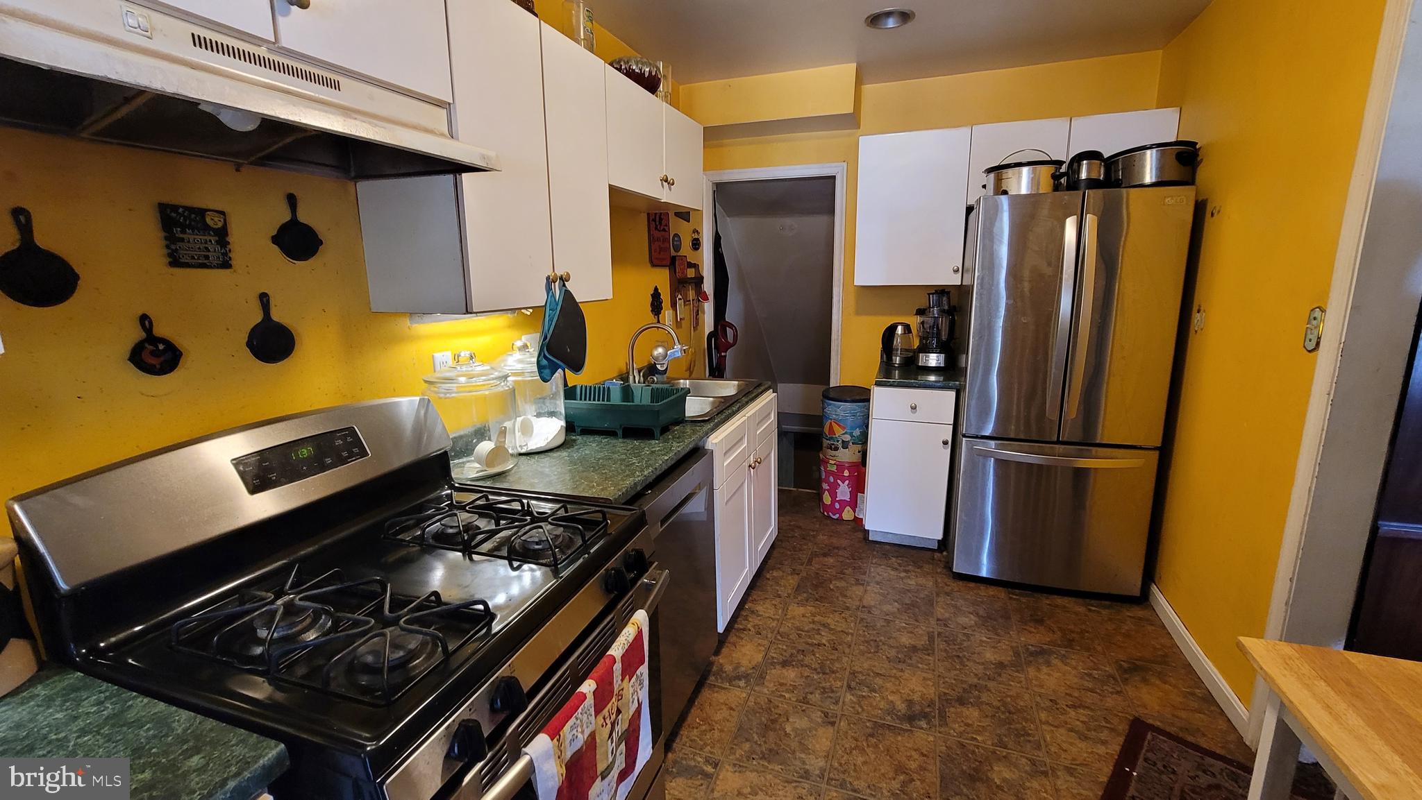 MAPLECREST - Residential