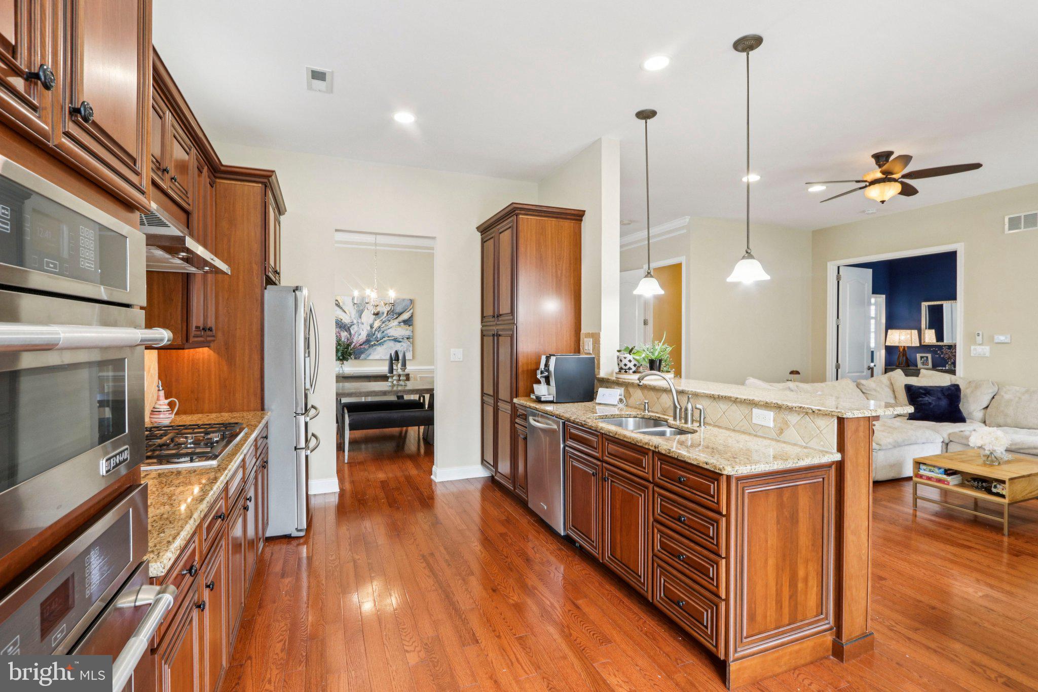 REGENCY AT YARDLEY - Residential