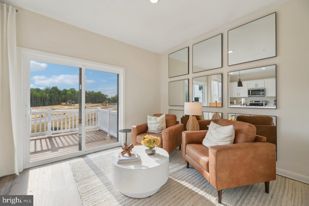 PINEGROVE - Residential