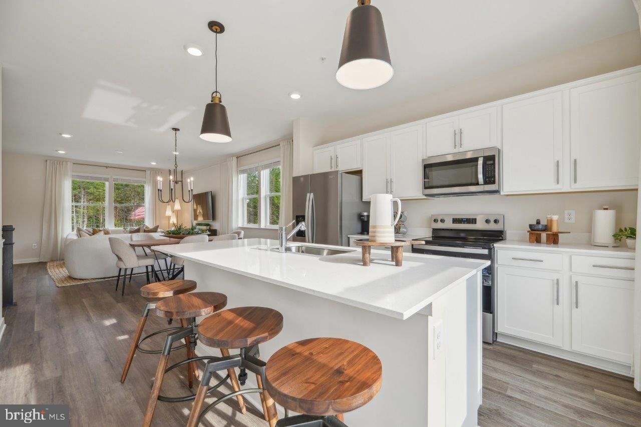 PINEGROVE - Residential