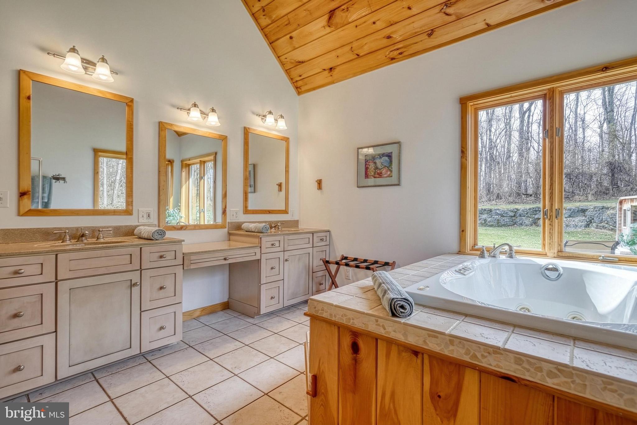 EDGEWOOD ESTATES - Residential