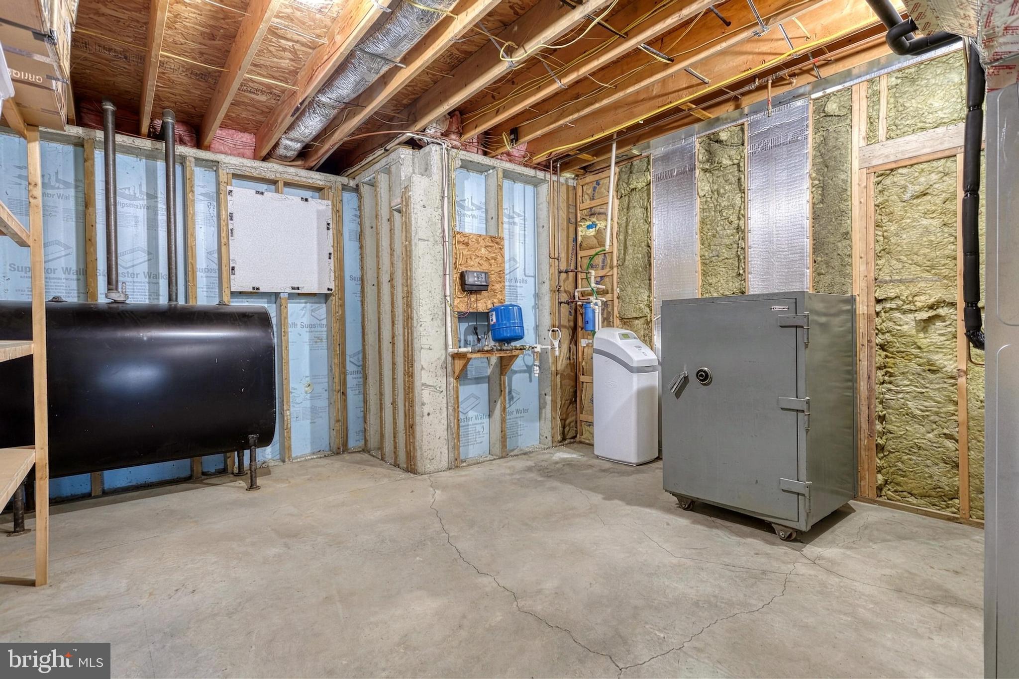 EDGEWOOD ESTATES - Residential