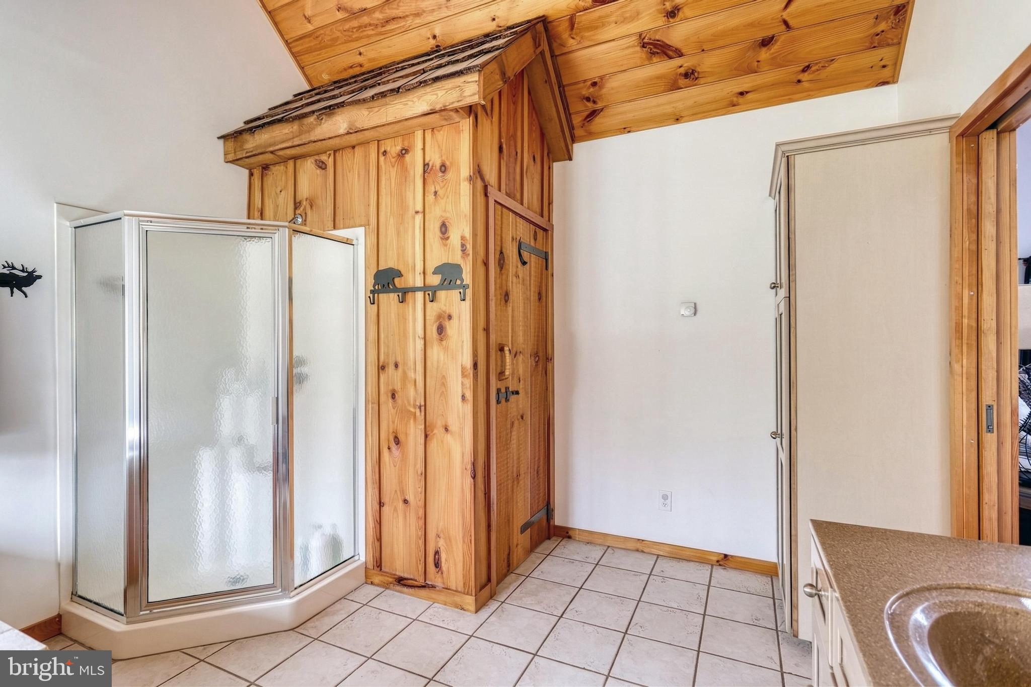 EDGEWOOD ESTATES - Residential