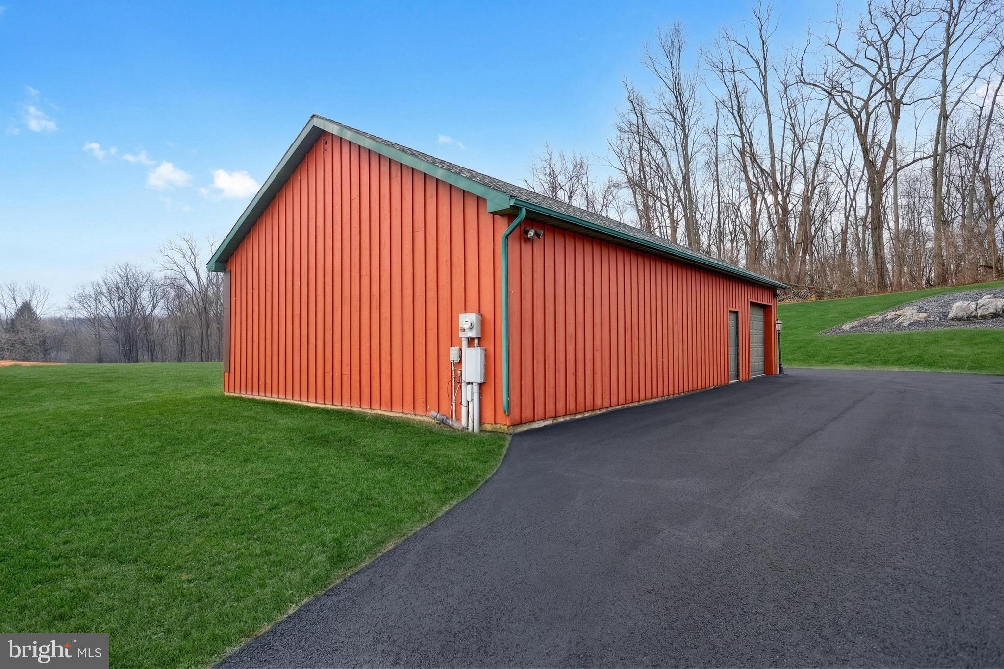 EDGEWOOD ESTATES - Residential