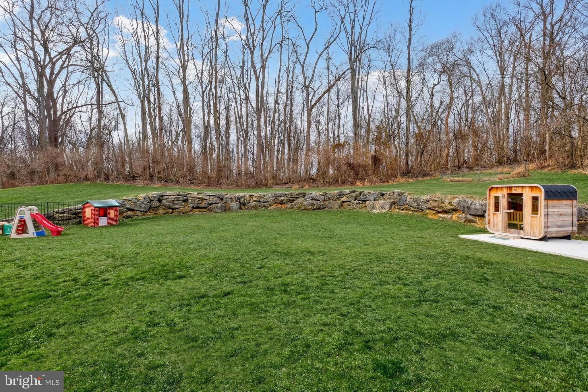 EDGEWOOD ESTATES - Residential