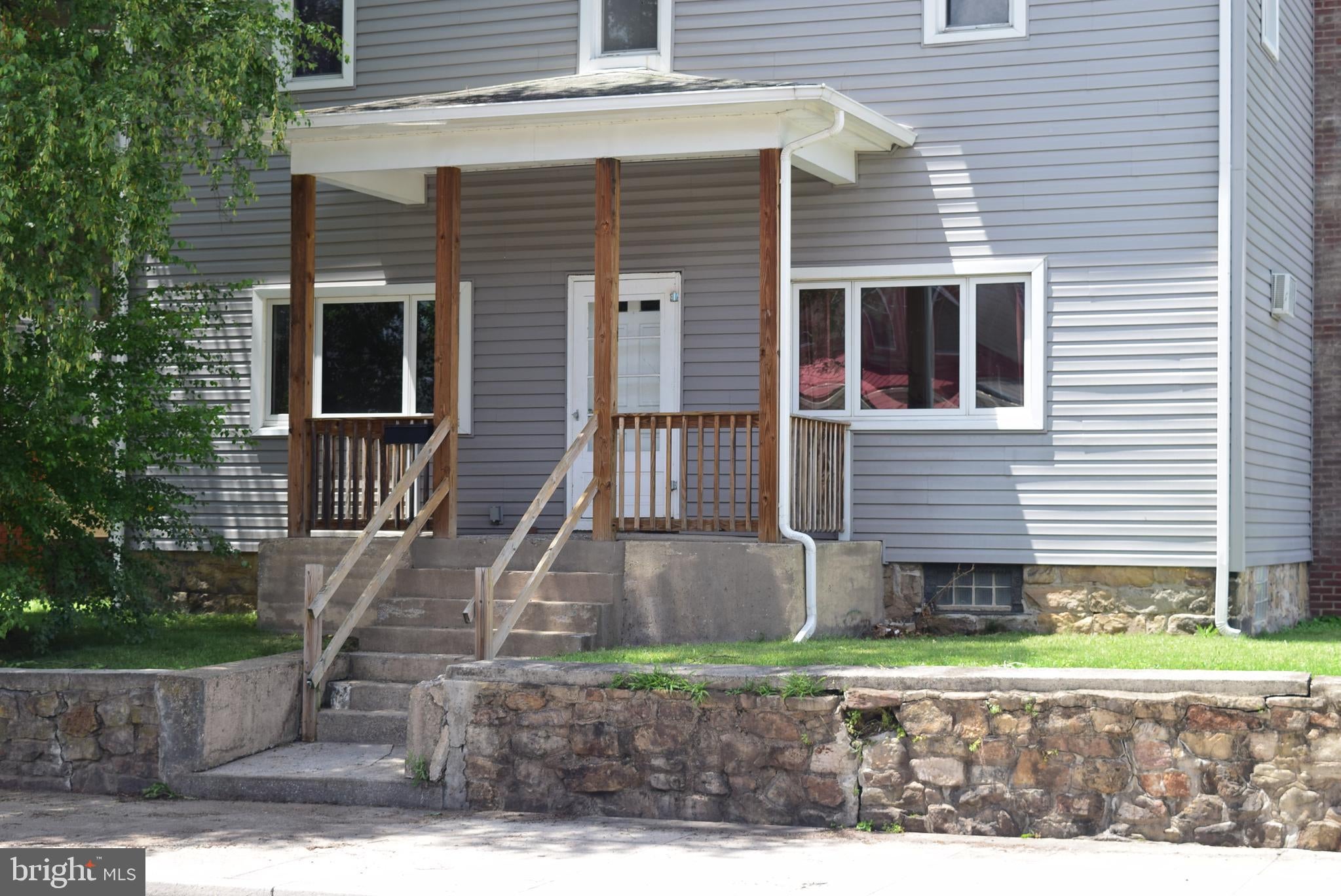 1355 LOGAN AVENUE