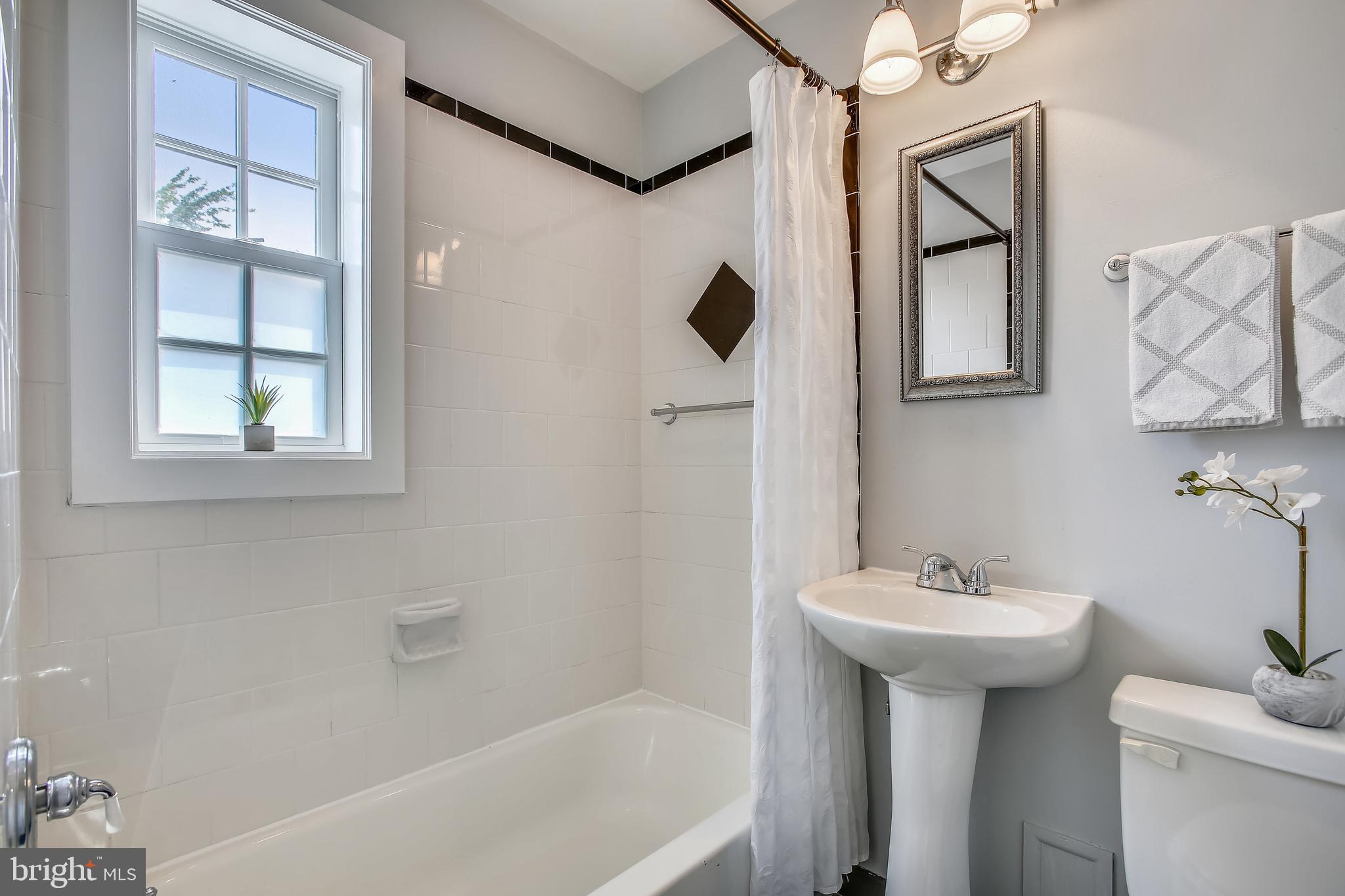 POTOWMACK CROSSING - Residential