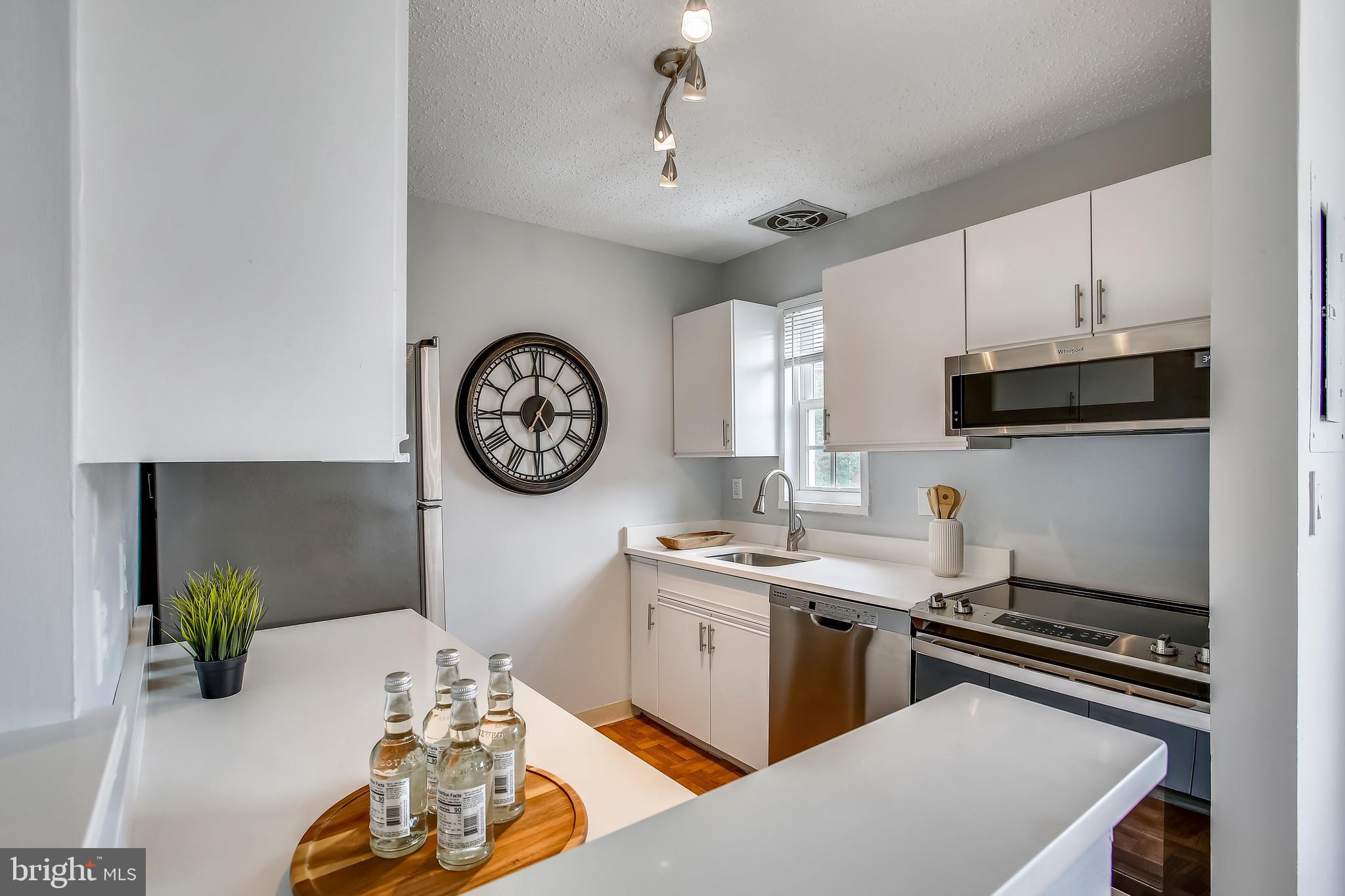 POTOWMACK CROSSING - Residential