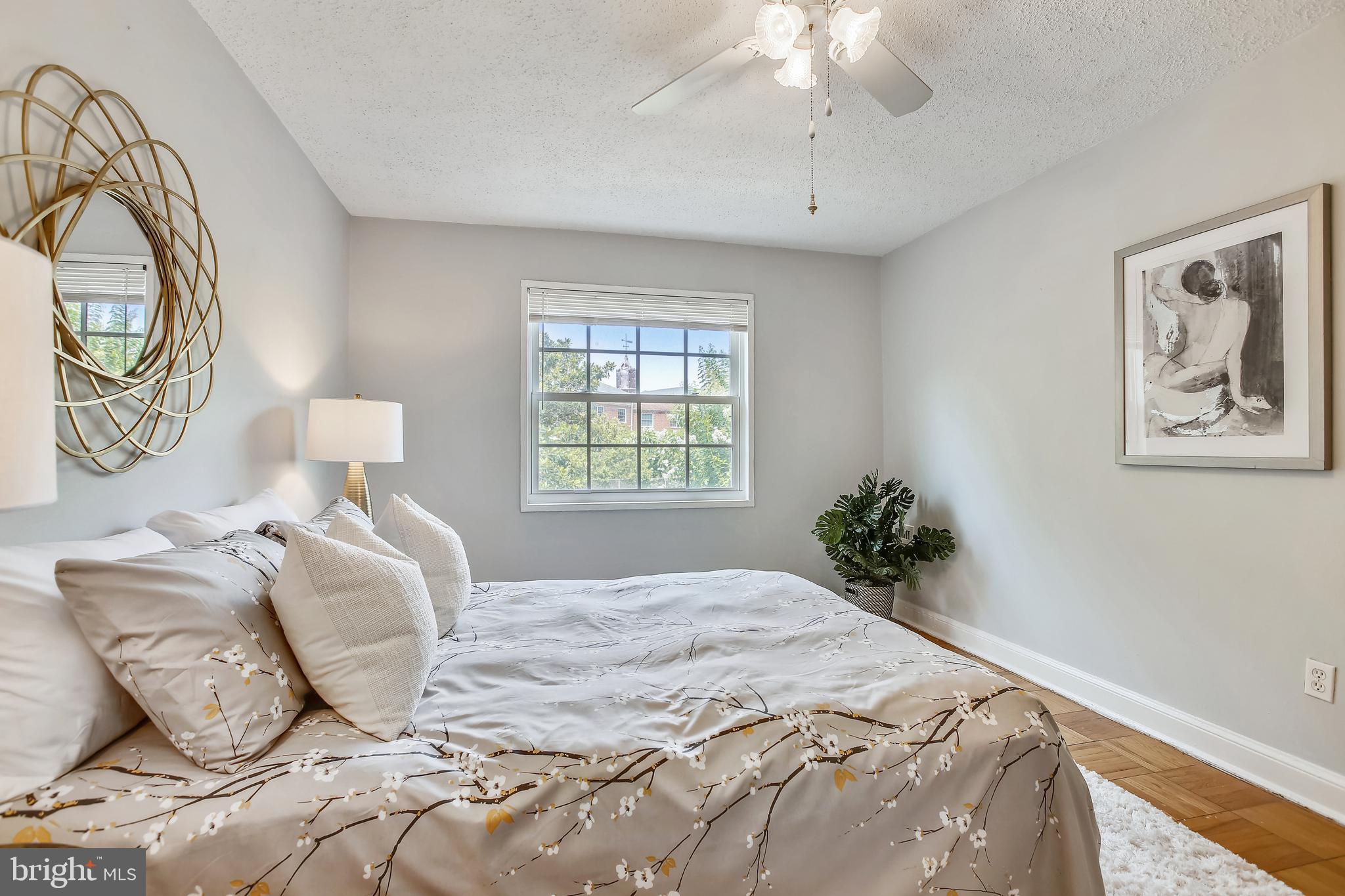 POTOWMACK CROSSING - Residential