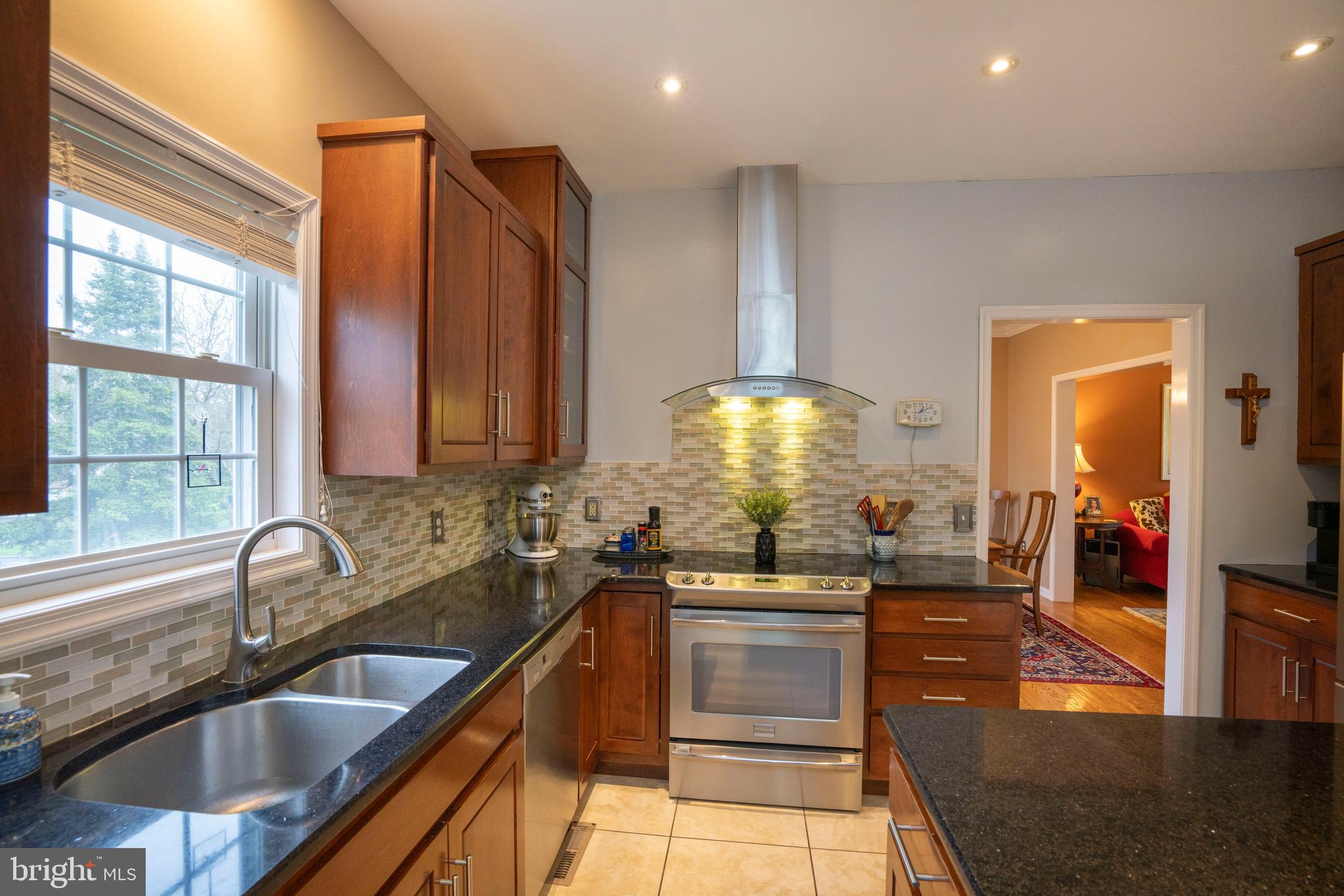 SAYBROOK - Residential