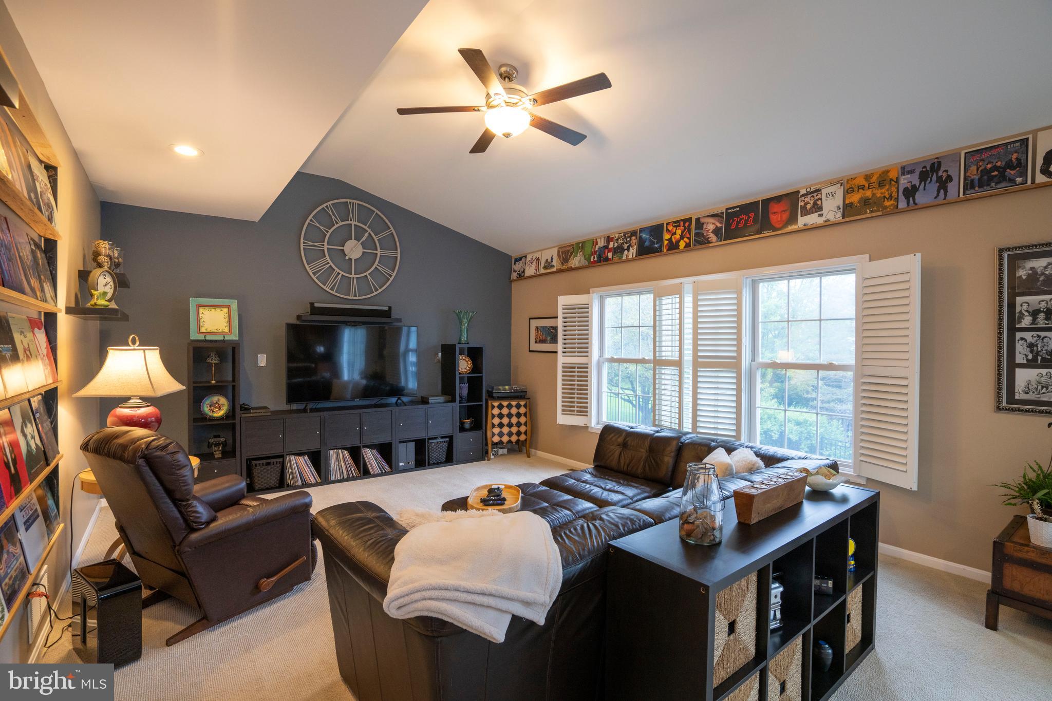 SAYBROOK - Residential