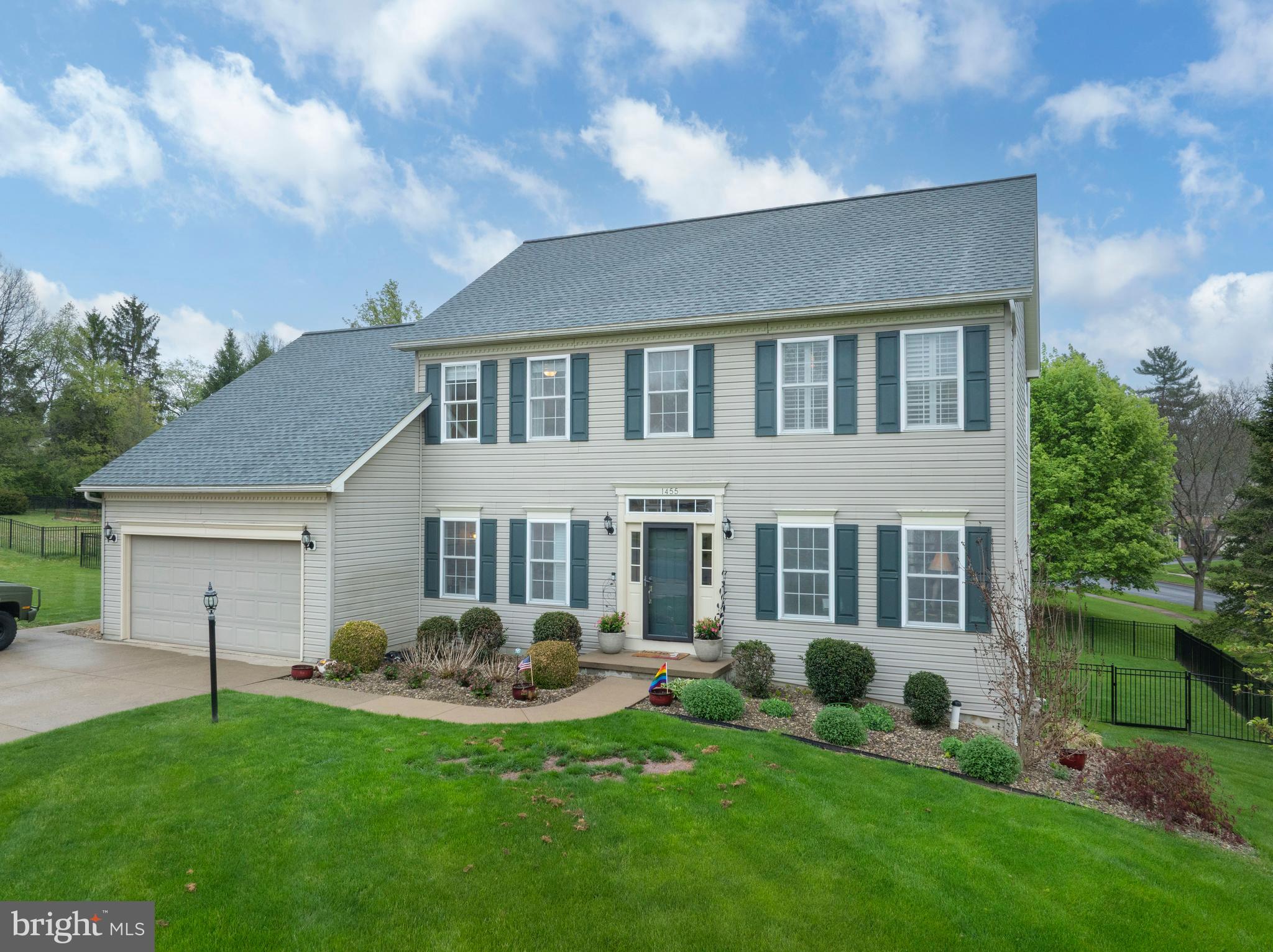 SAYBROOK - Residential