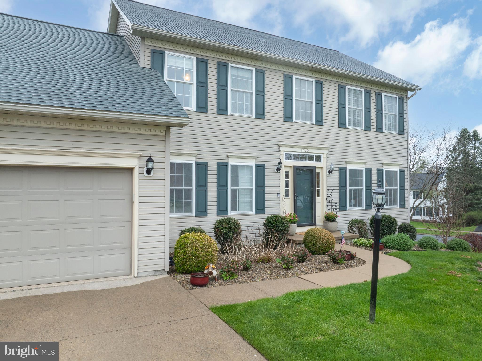 SAYBROOK - Residential