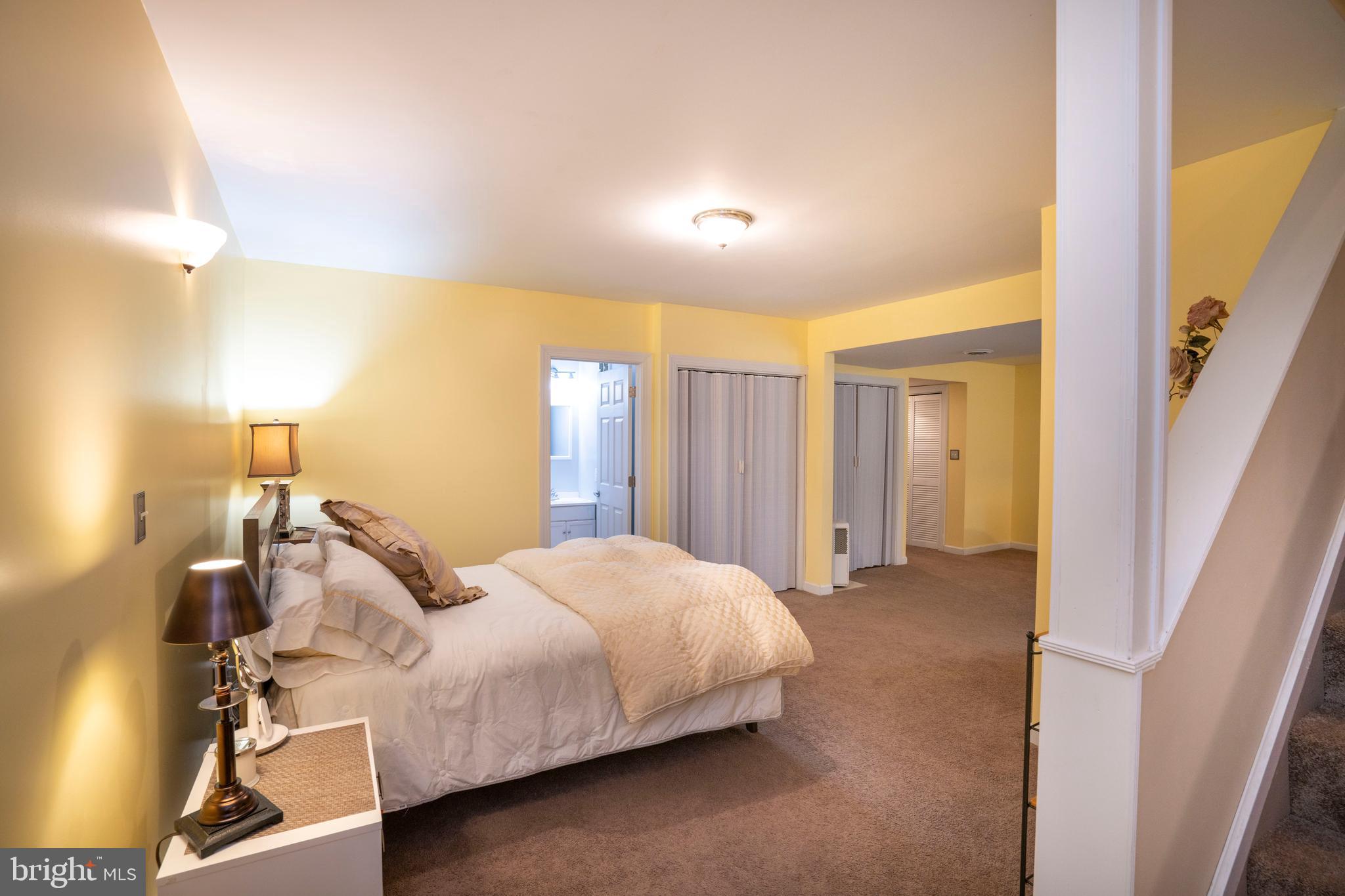 SAYBROOK - Residential