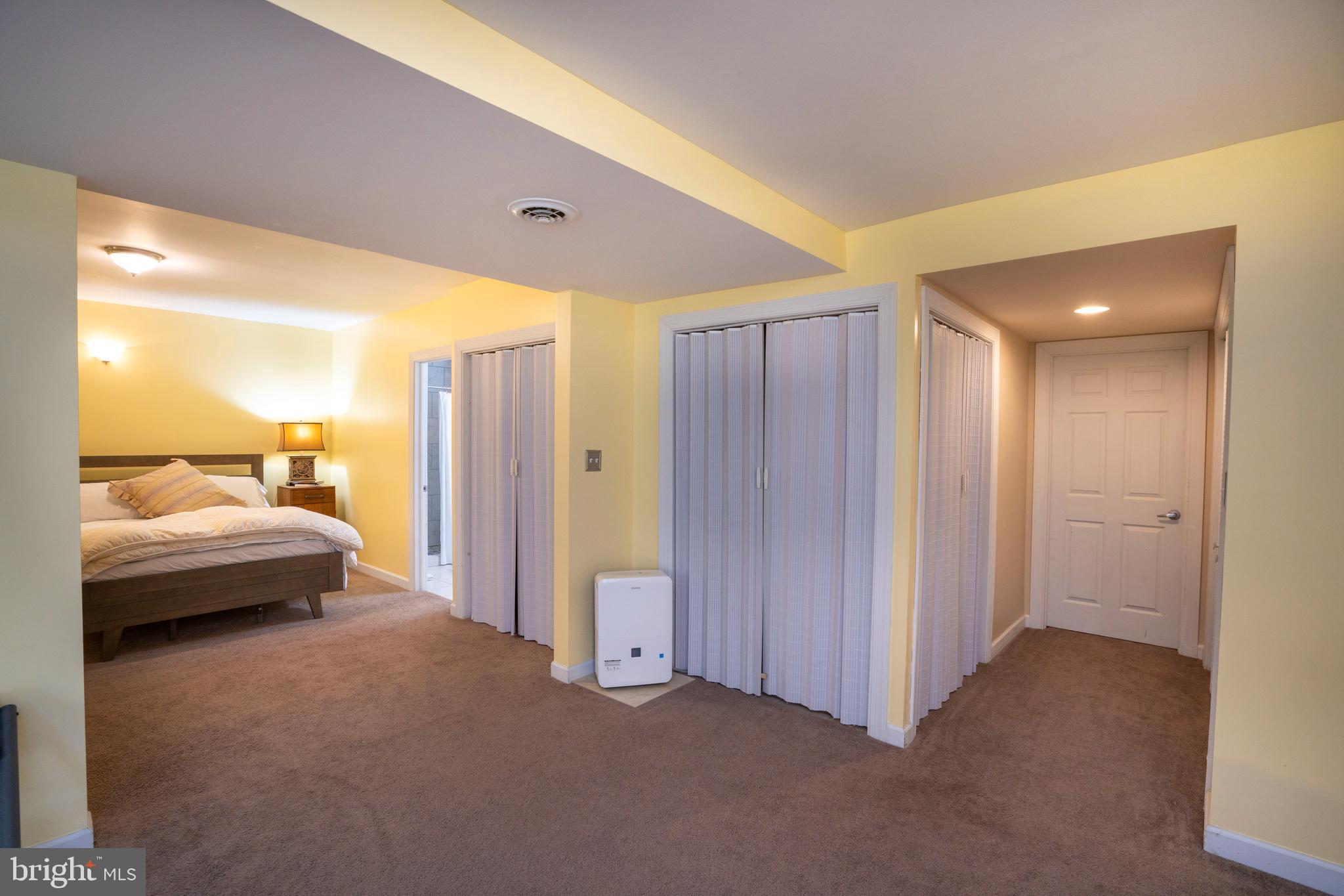 SAYBROOK - Residential