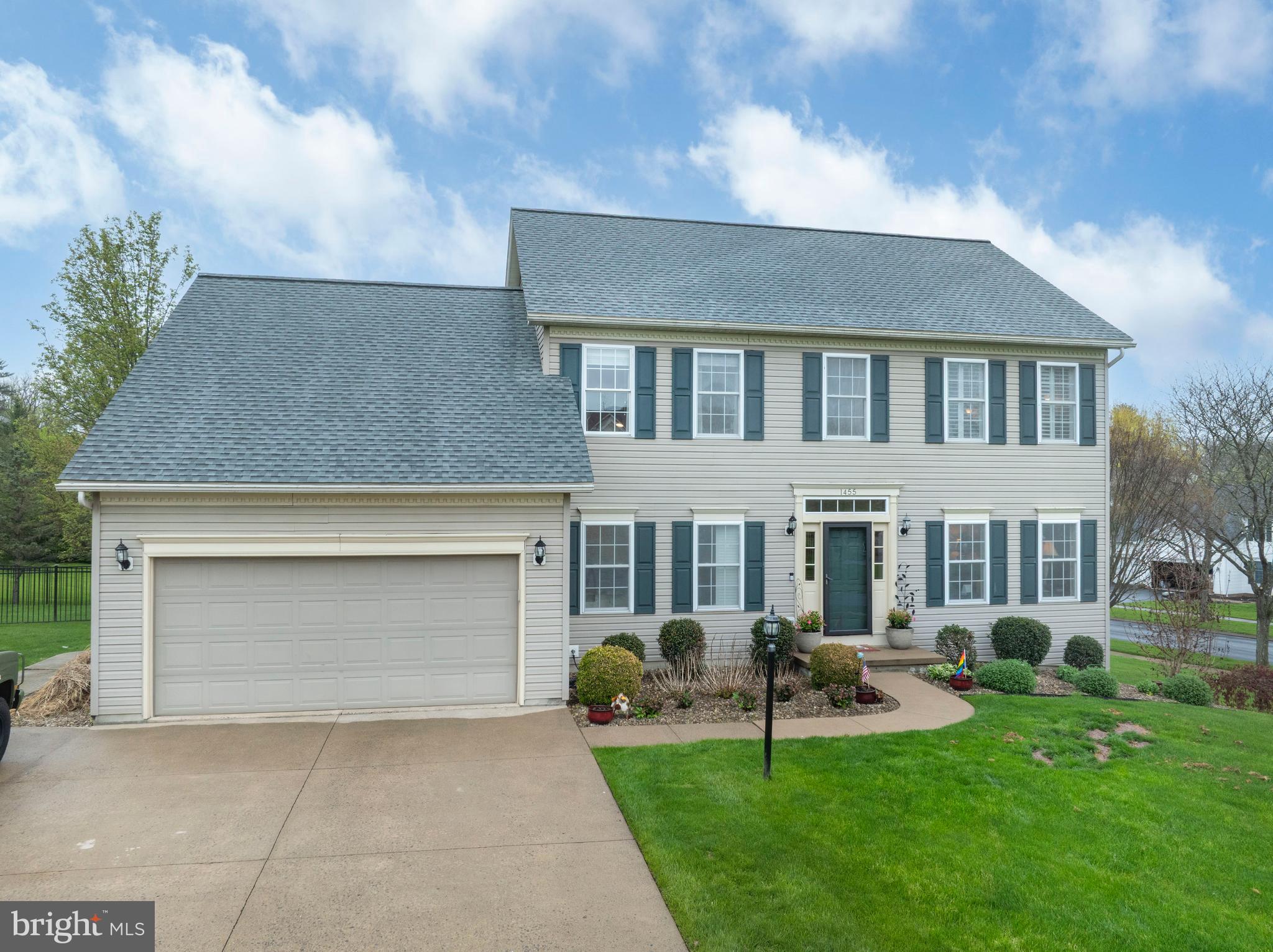 SAYBROOK - Residential