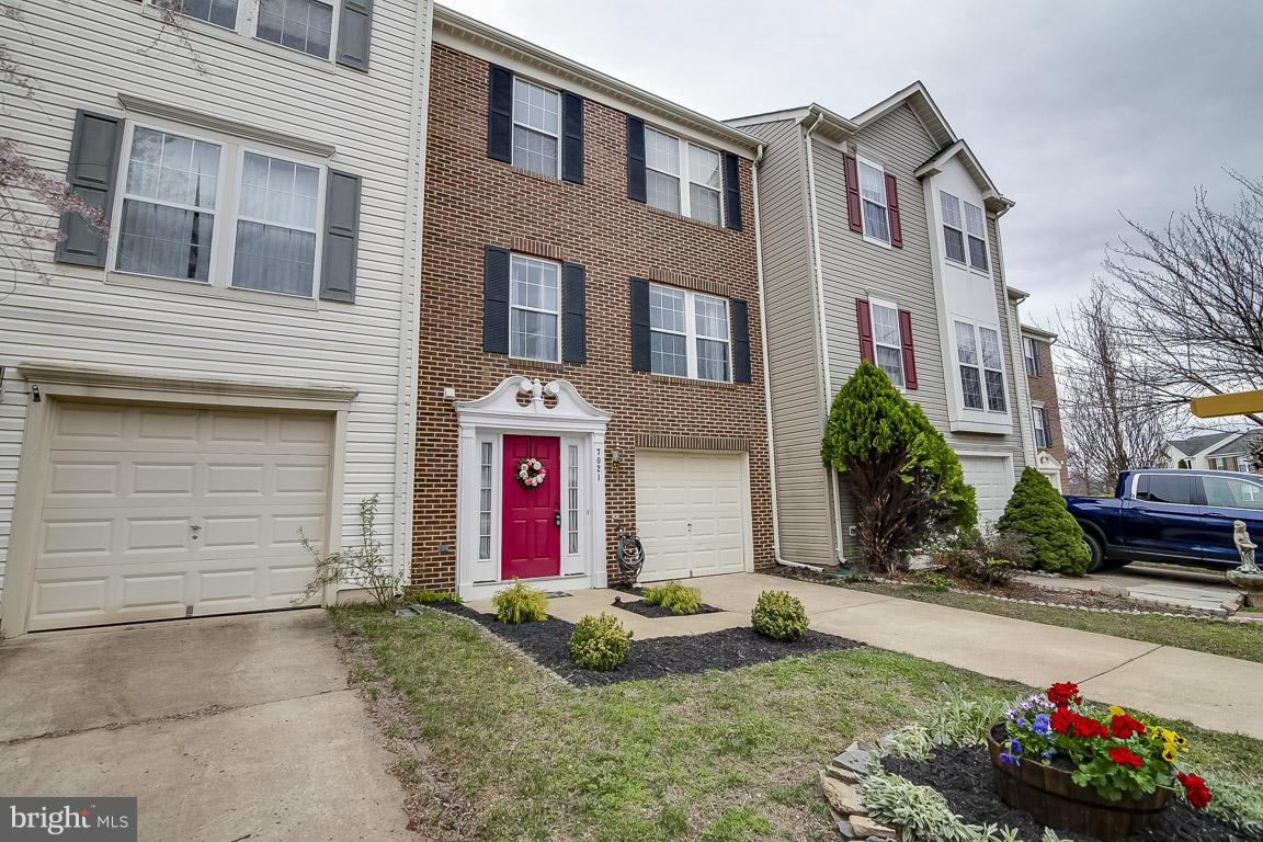 GREENHILL CROSSING - Residential