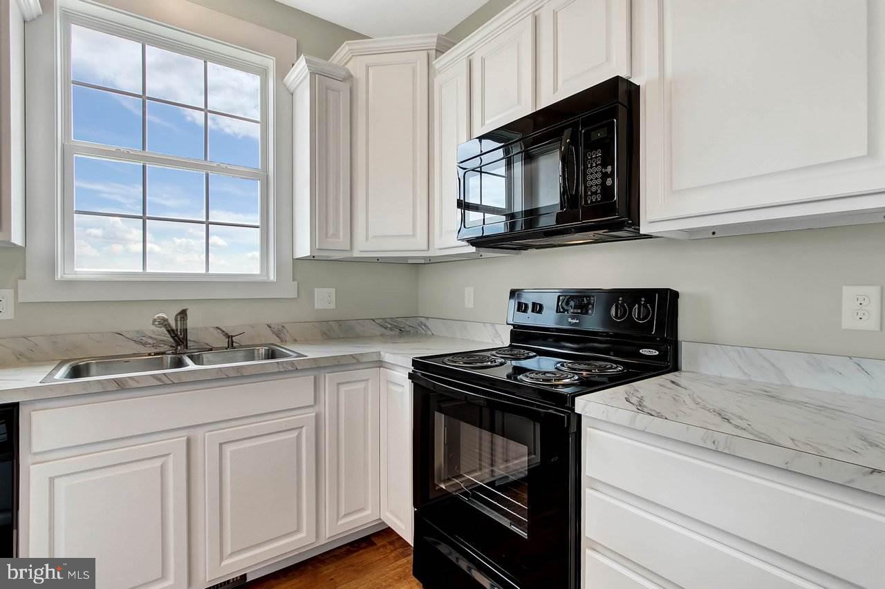 CHAPEL RIDGE - Residential