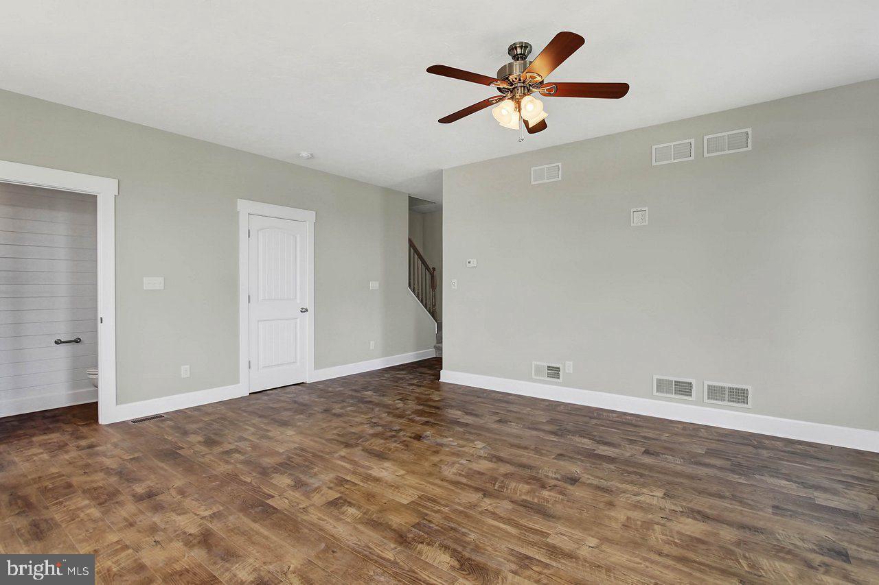 CHAPEL RIDGE - Residential