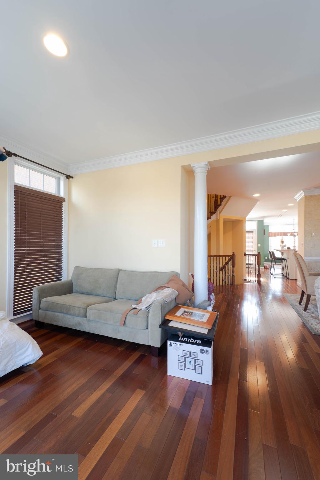 CHARLESTON SQUARE TOWNHM - Residential Lease