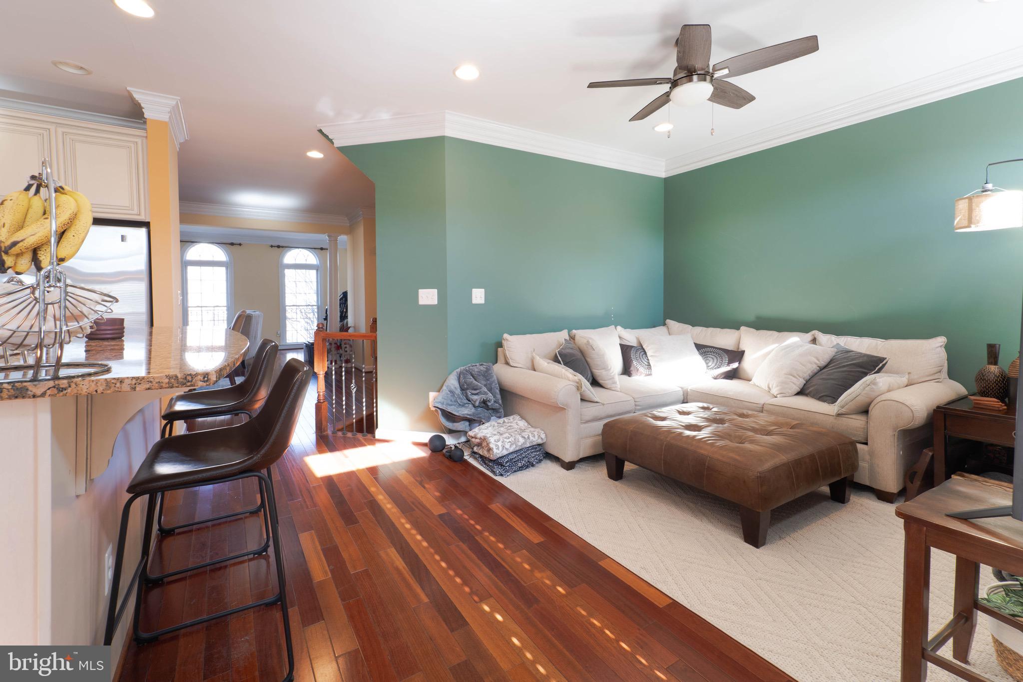 CHARLESTON SQUARE TOWNHM - Residential Lease