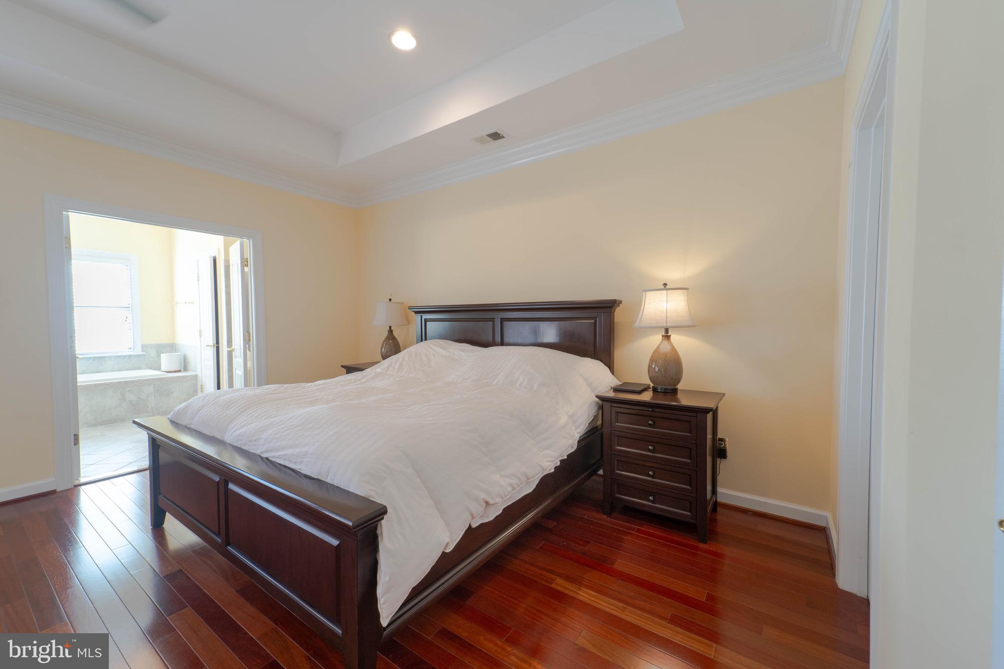CHARLESTON SQUARE TOWNHM - Residential Lease