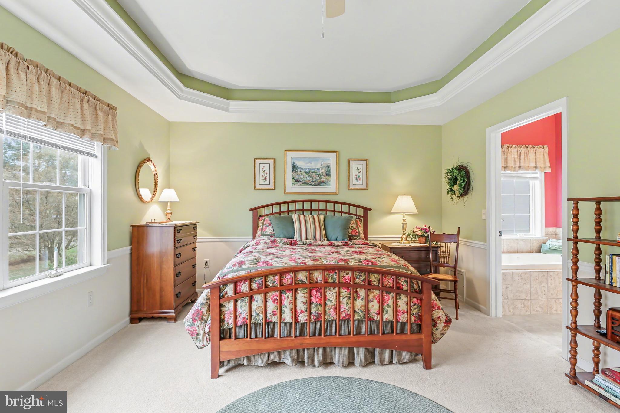 BRIAR LAKE - Residential