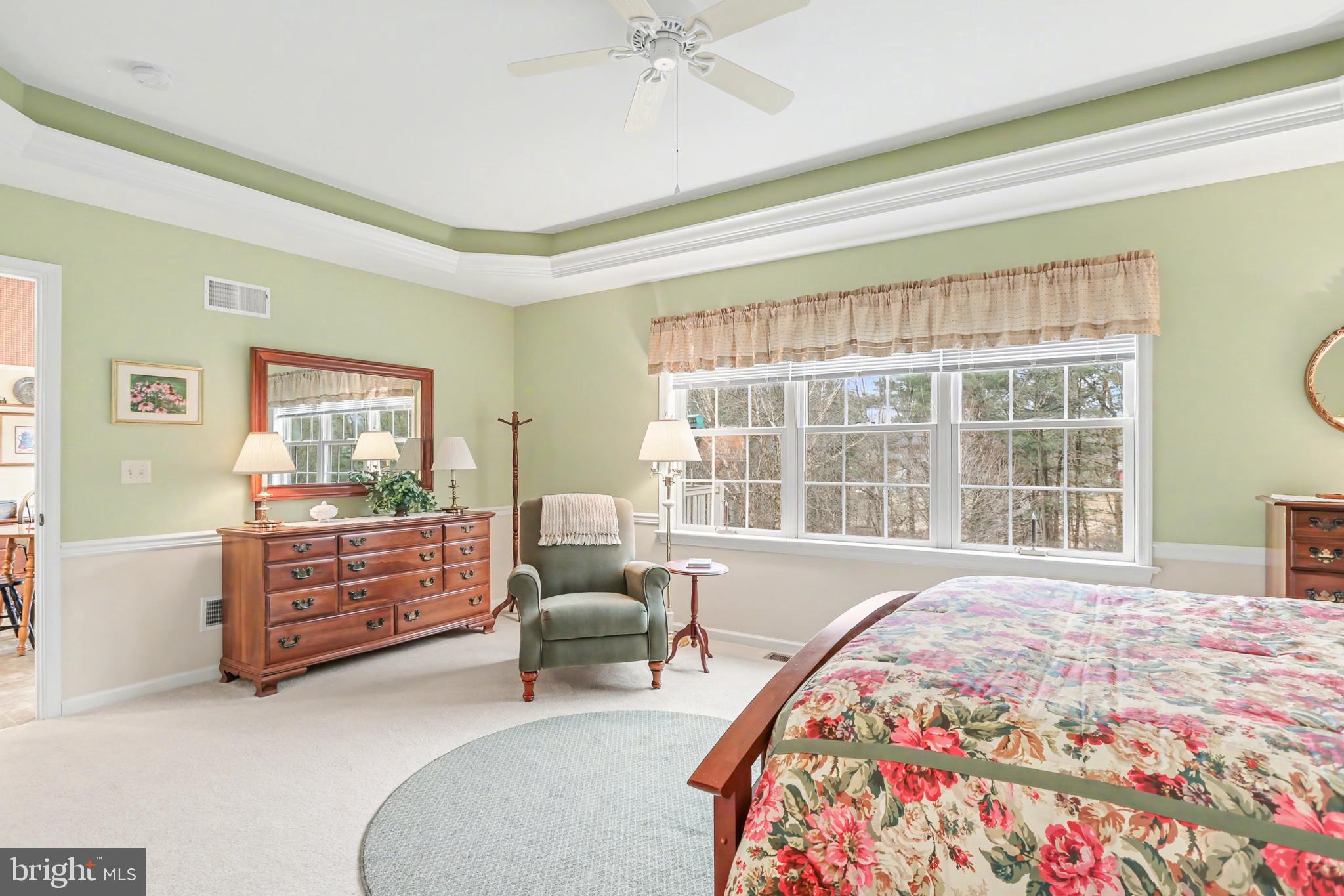 BRIAR LAKE - Residential