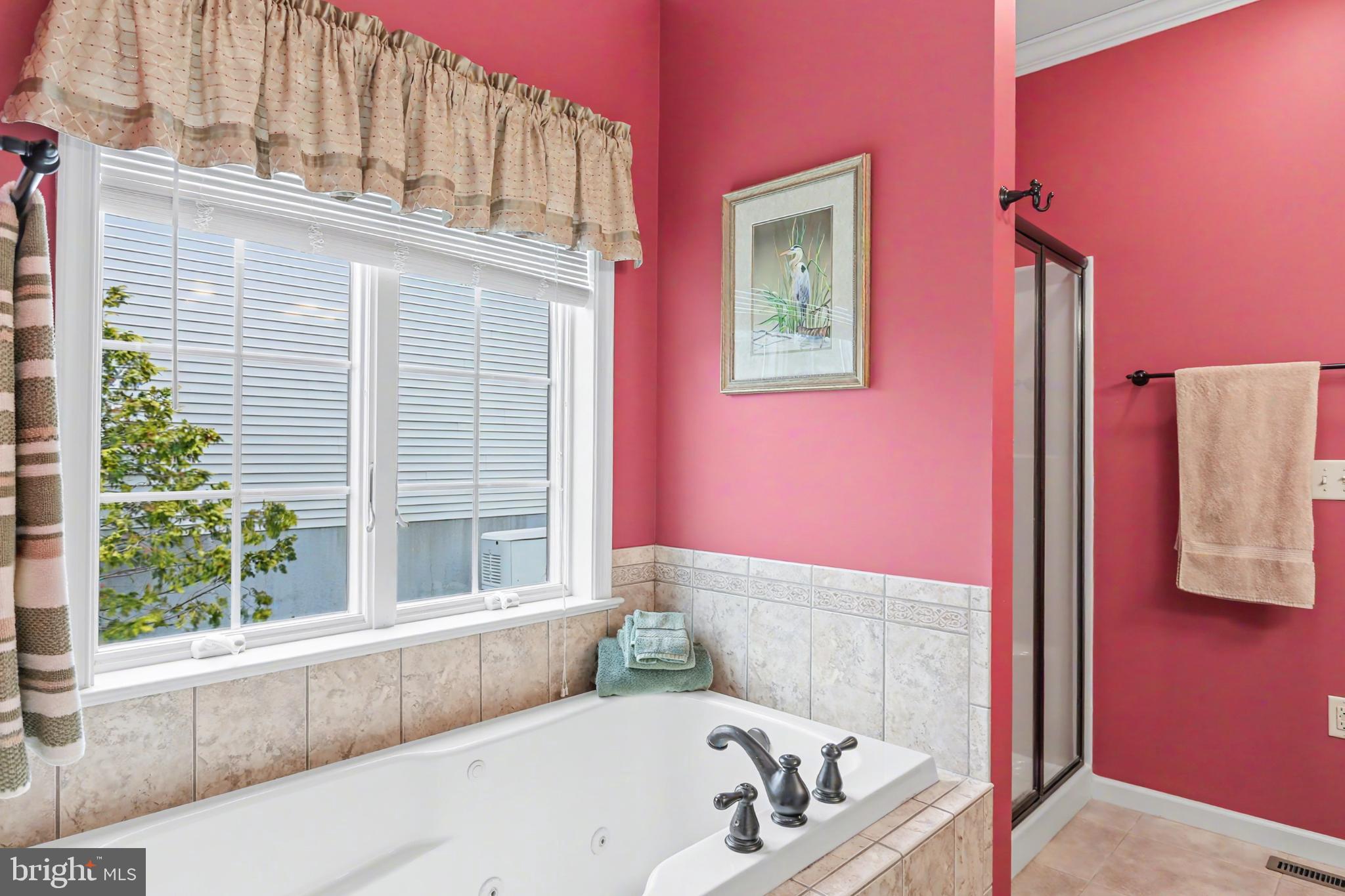 BRIAR LAKE - Residential