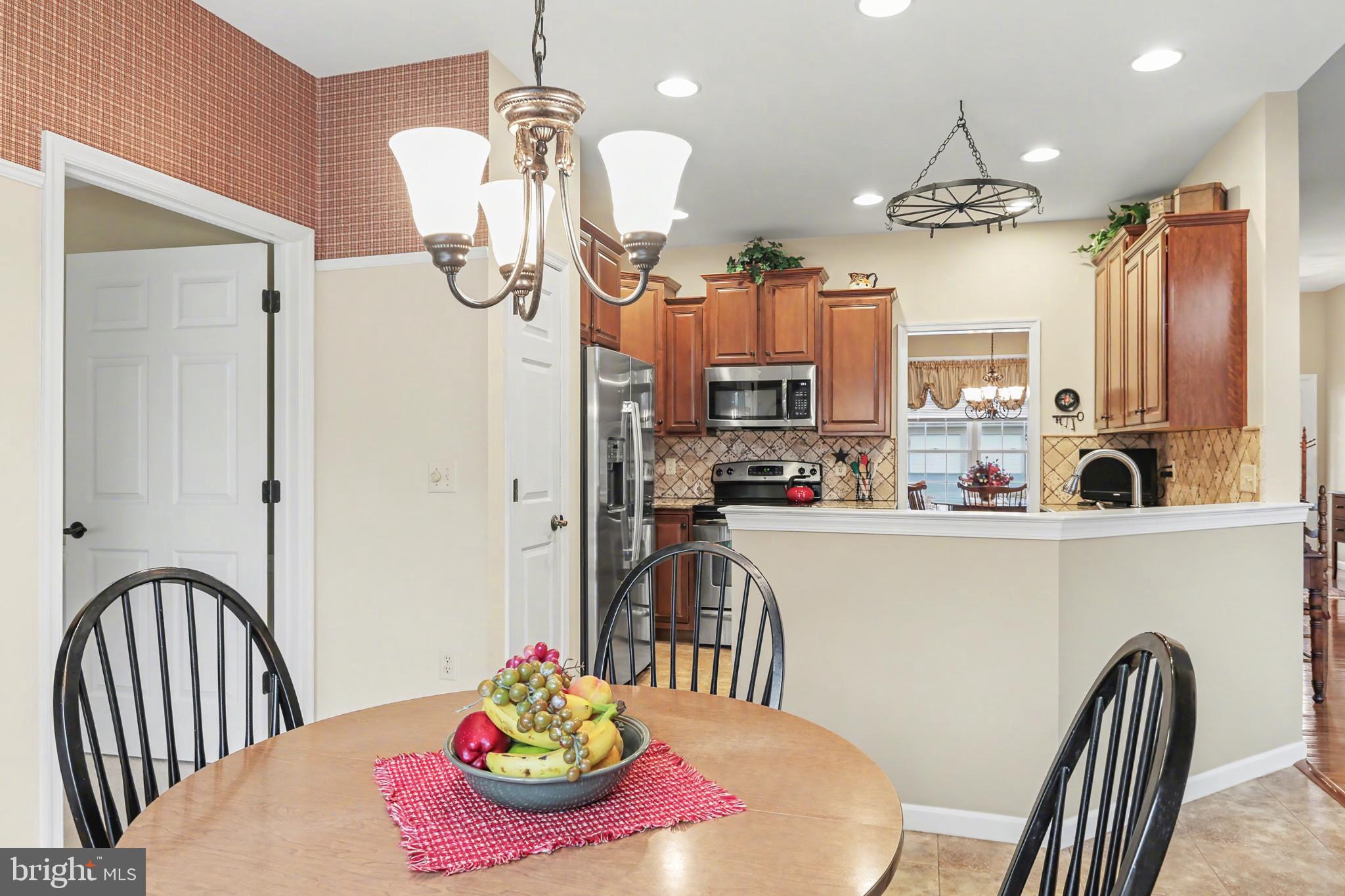 BRIAR LAKE - Residential