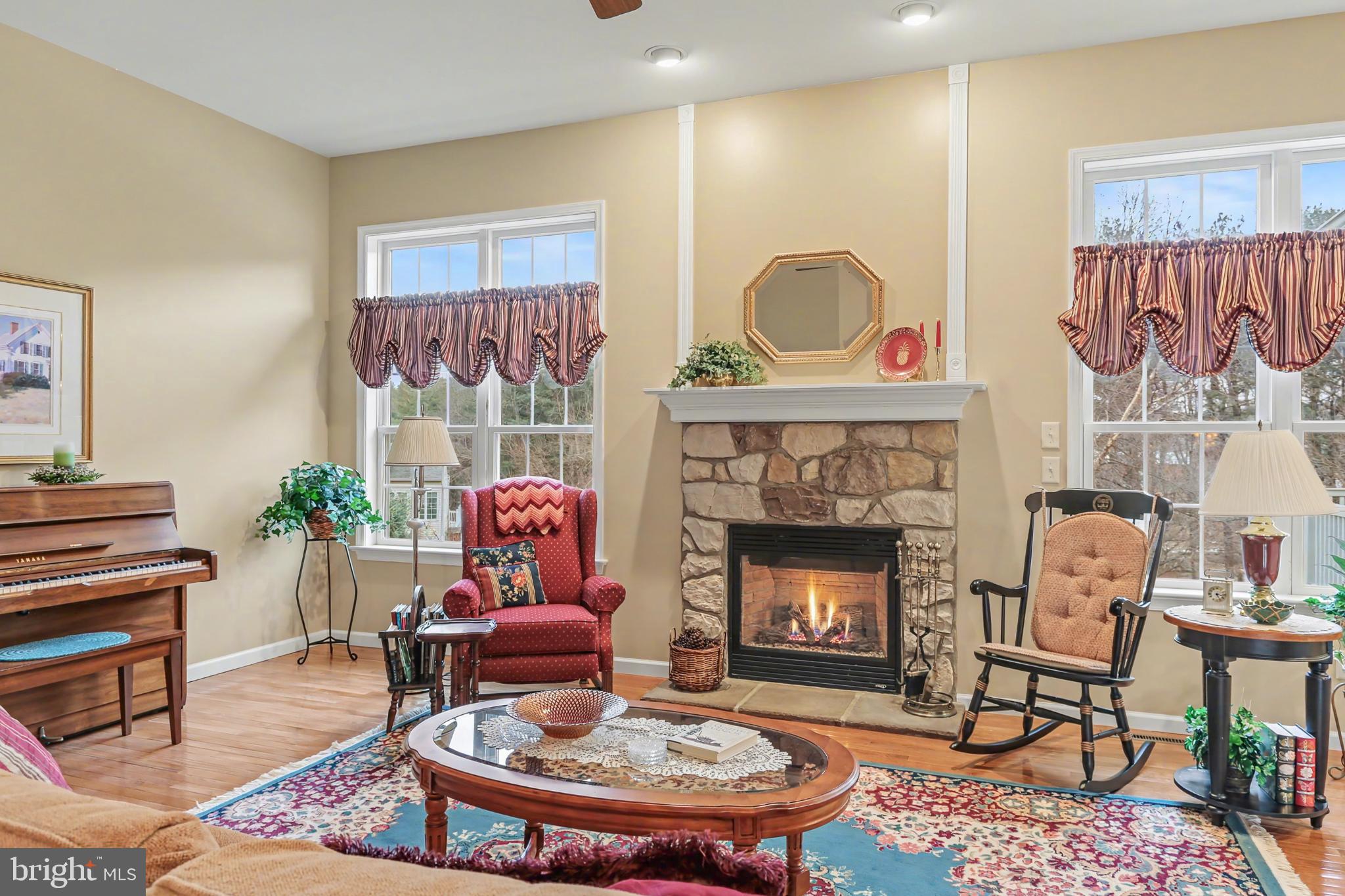 905 WALNUT CREST DR L-0064 DRIVE