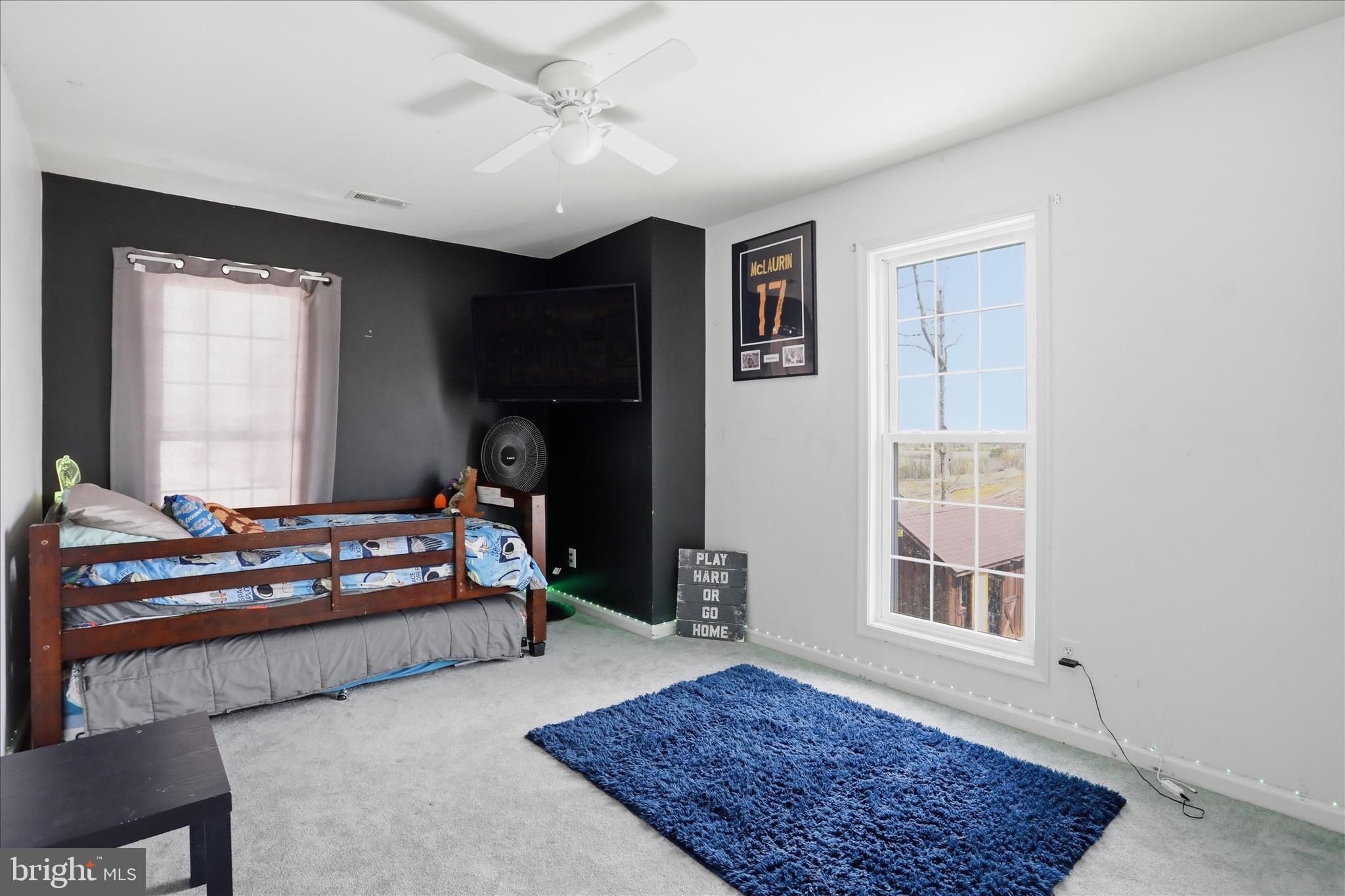 HAPPY CREEK KNOLLS SECTION 1 - Residential