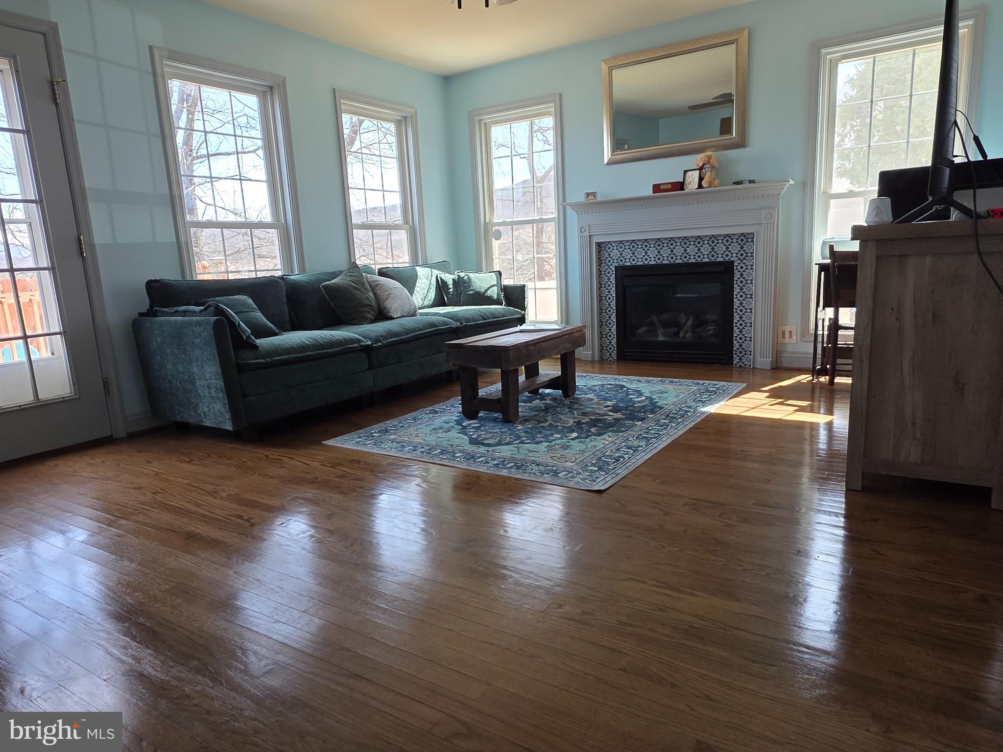 HAPPY CREEK KNOLLS SECTION 1 - Residential