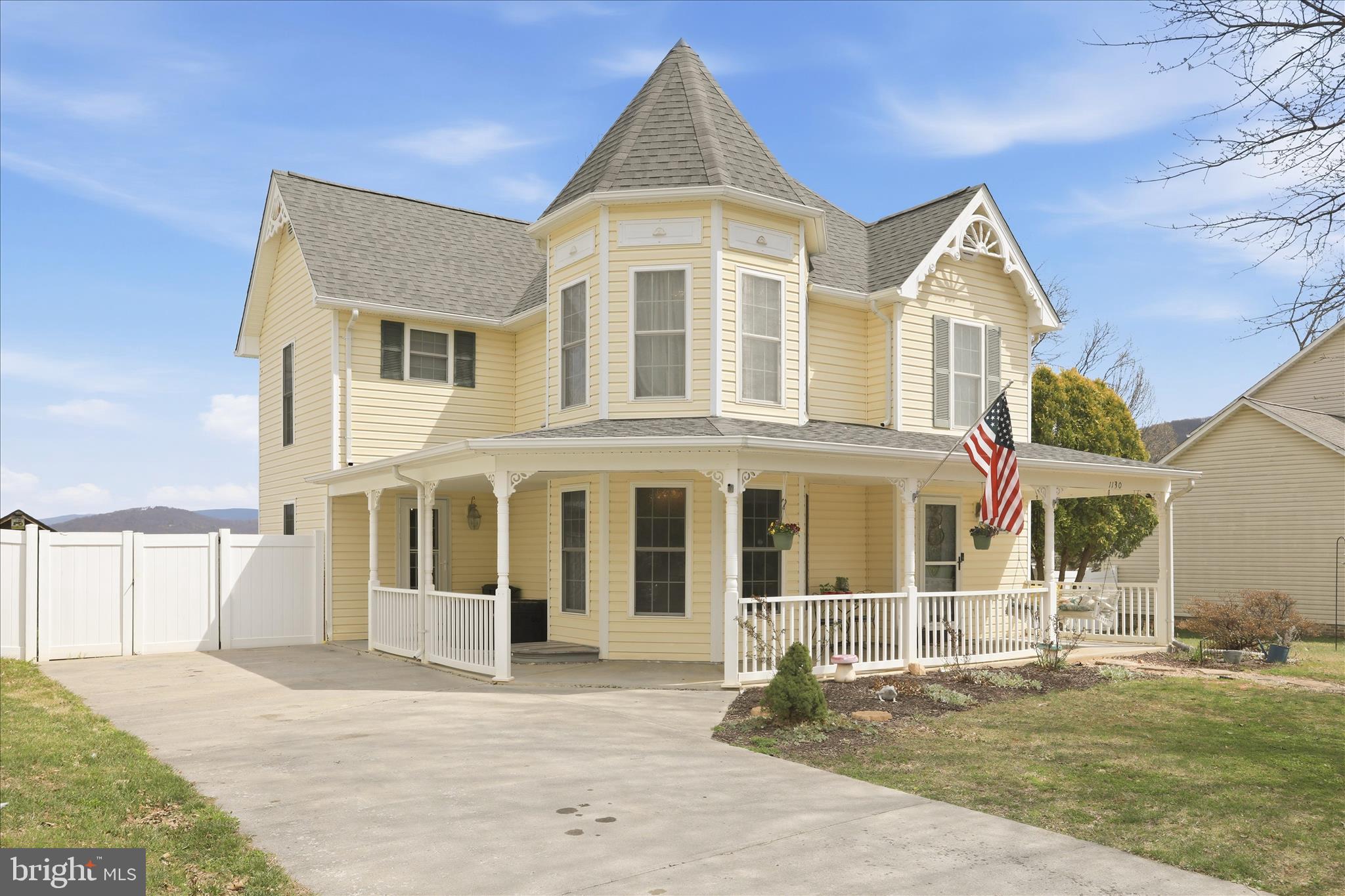 HAPPY CREEK KNOLLS SECTION 1 - Residential