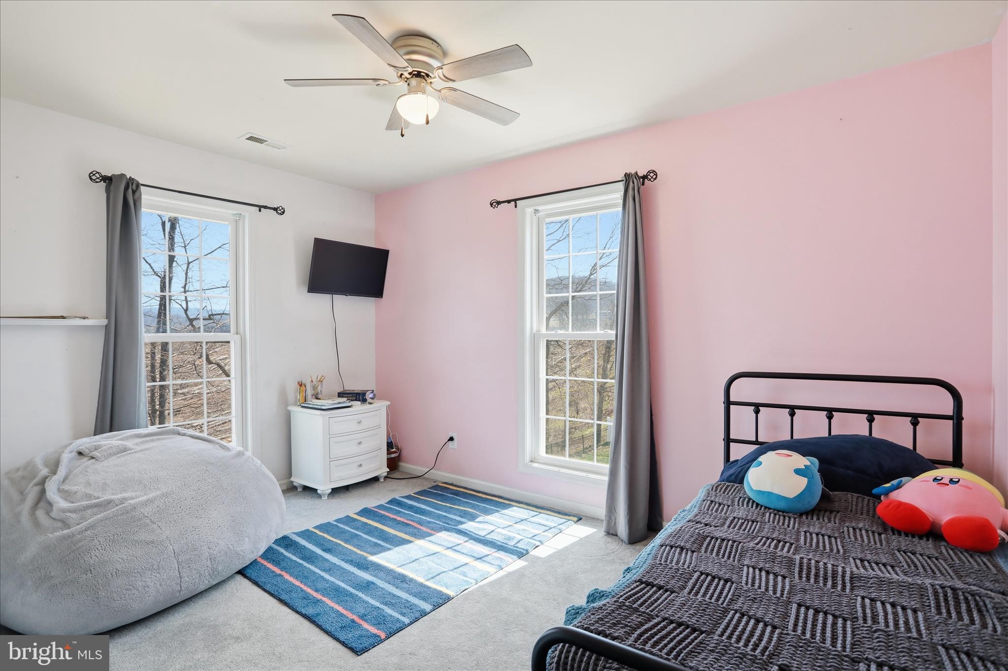 HAPPY CREEK KNOLLS SECTION 1 - Residential