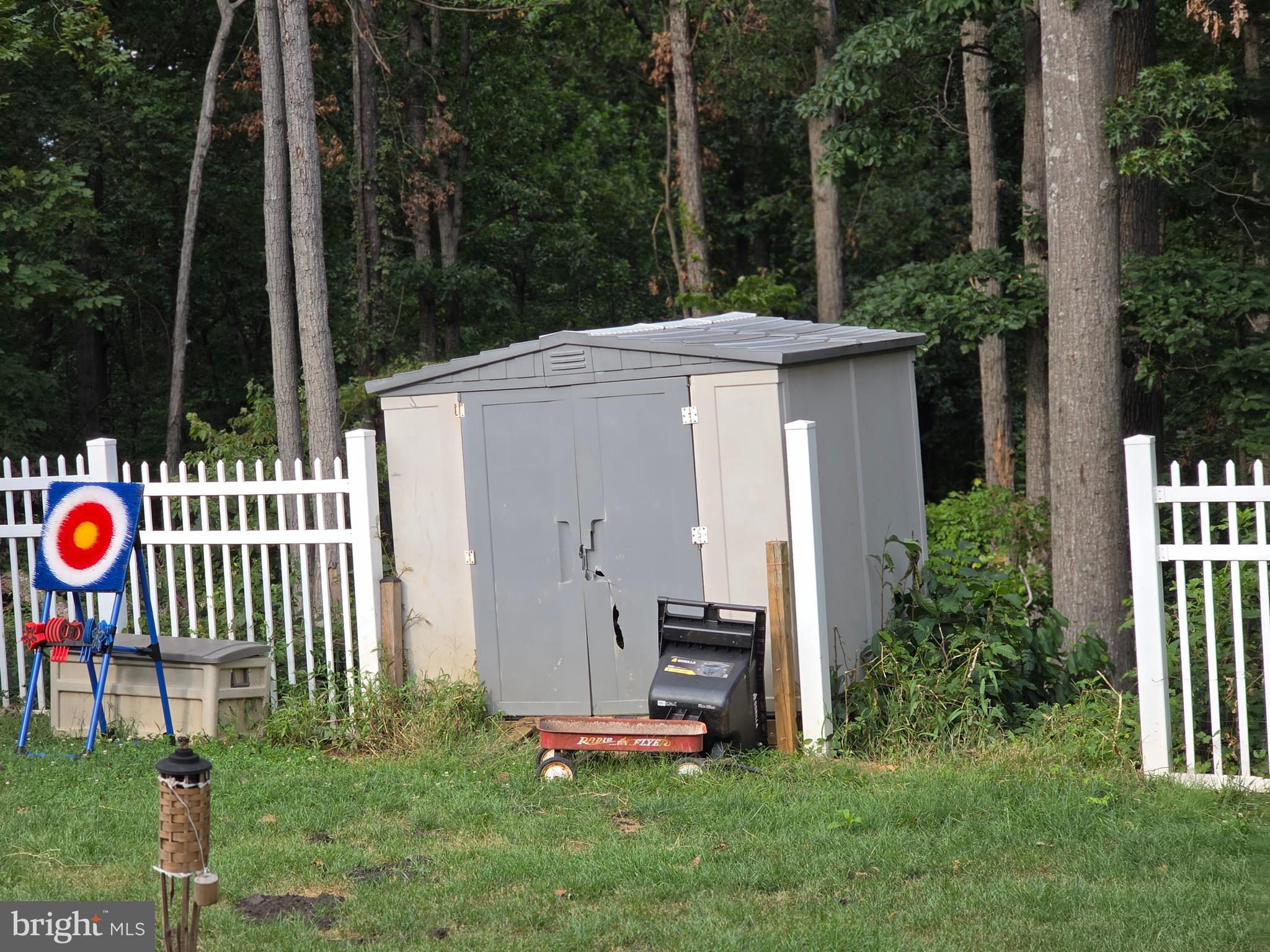 HAPPY CREEK KNOLLS SECTION 1 - Residential