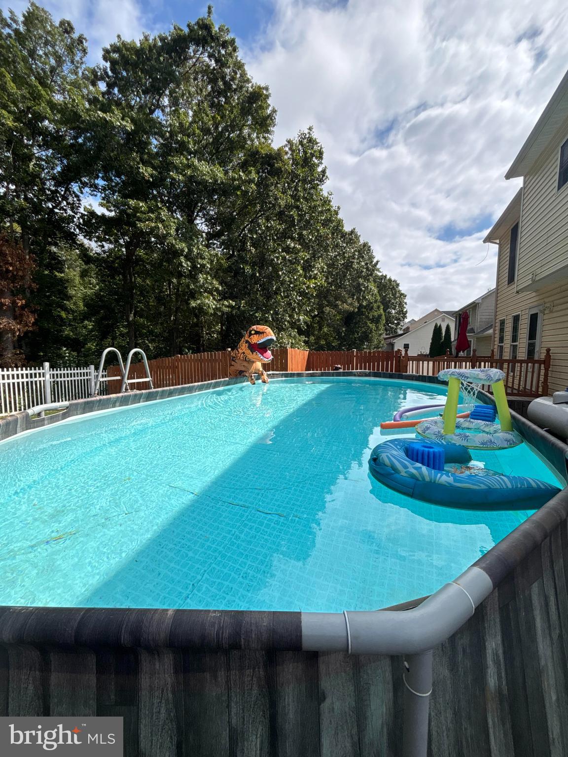 HAPPY CREEK KNOLLS SECTION 1 - Residential