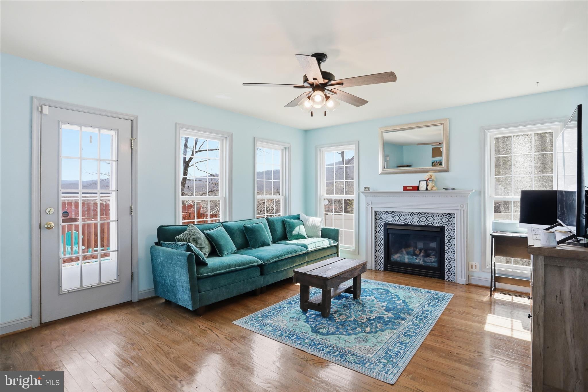 HAPPY CREEK KNOLLS SECTION 1 - Residential