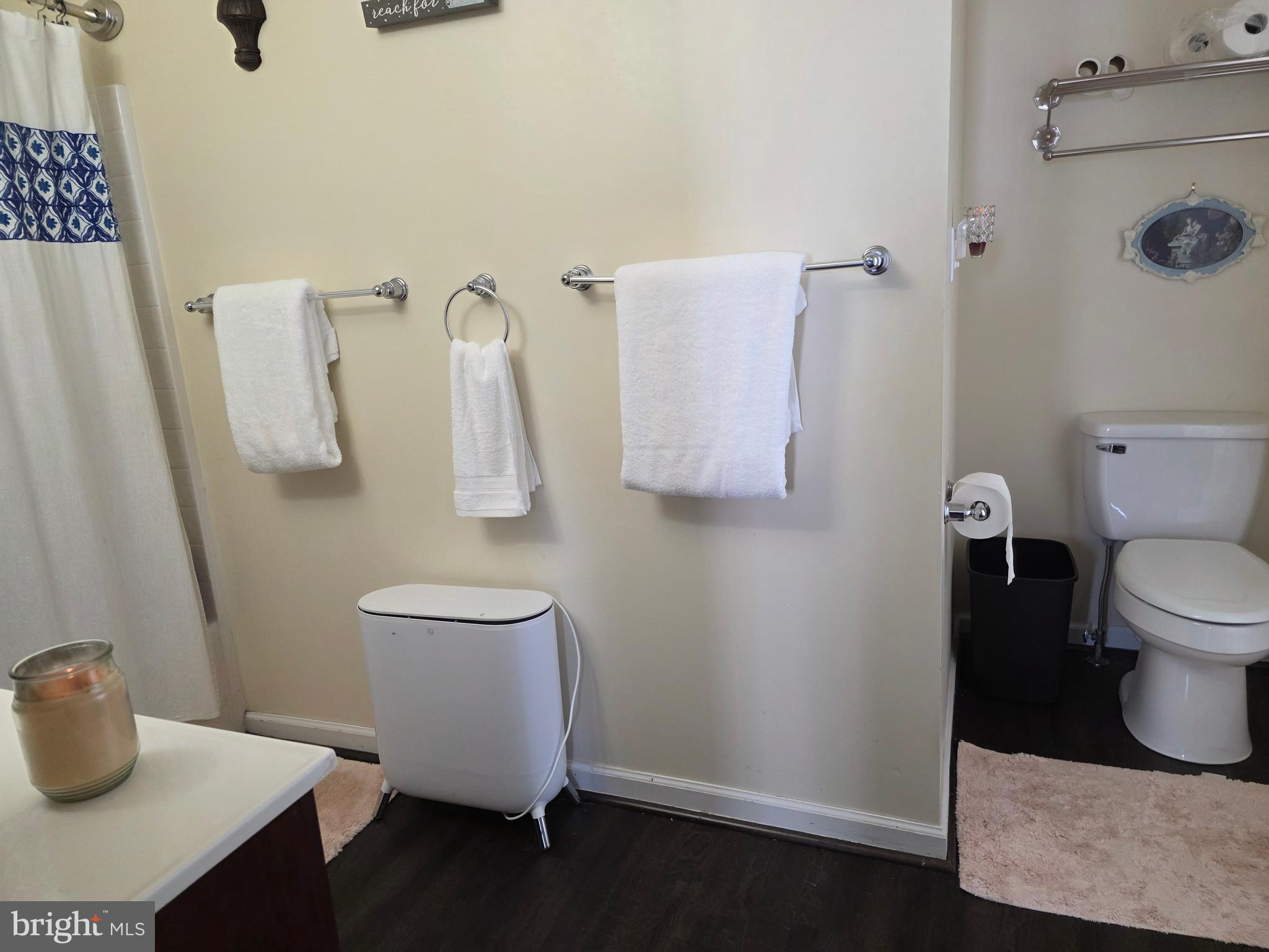 HAPPY CREEK KNOLLS SECTION 1 - Residential