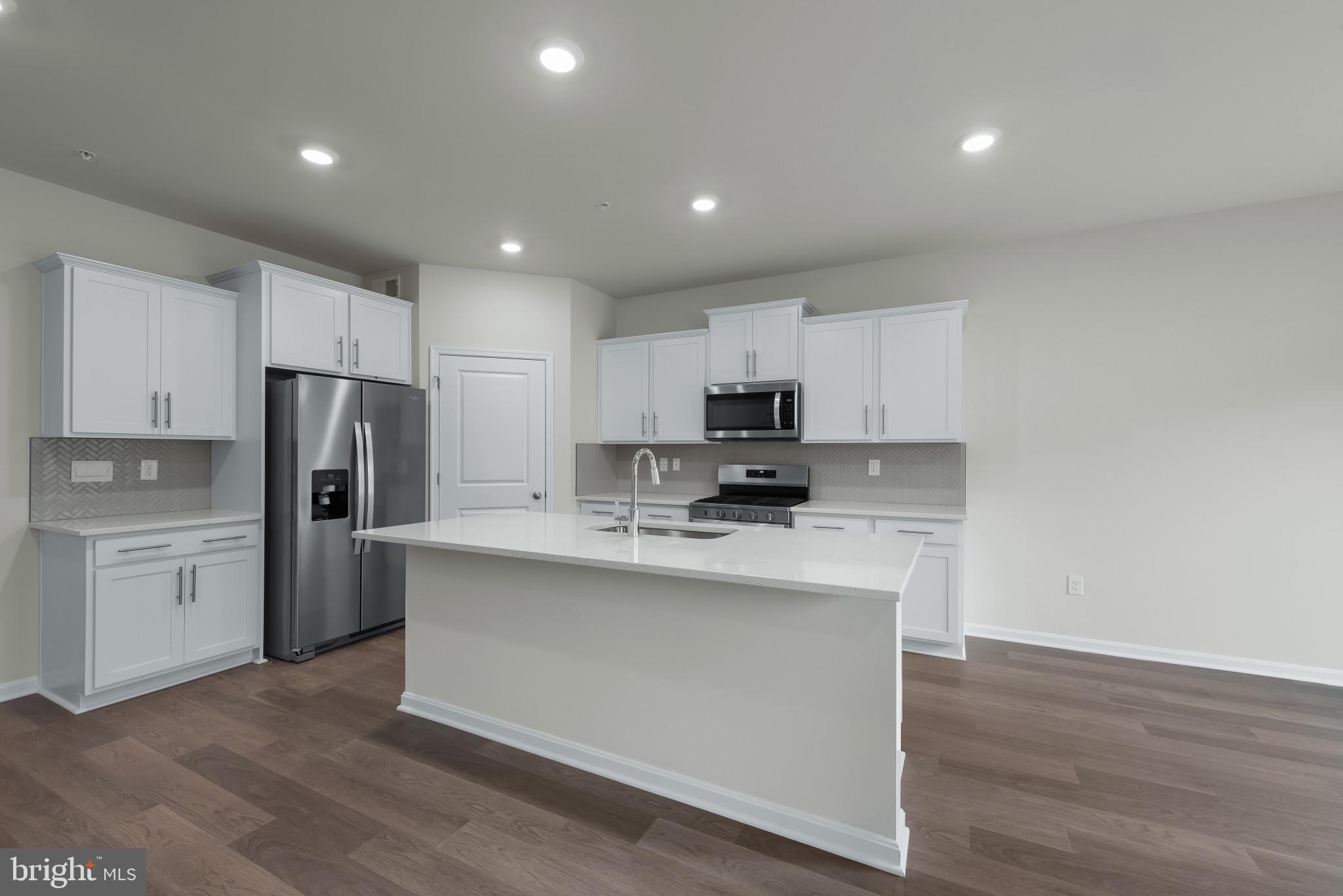 467 ENSEMBLE WAY