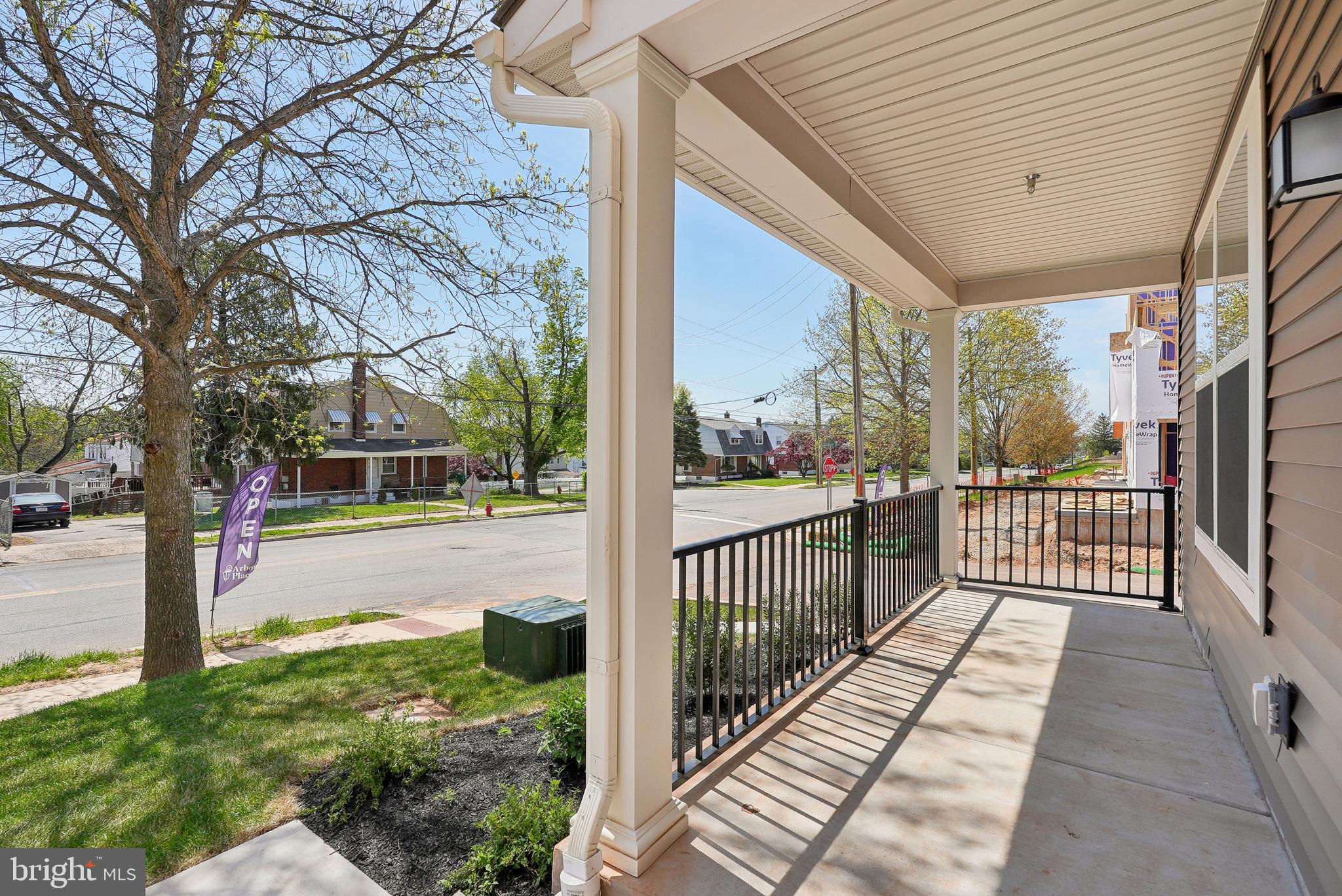 1847 ARCH STREET 1W