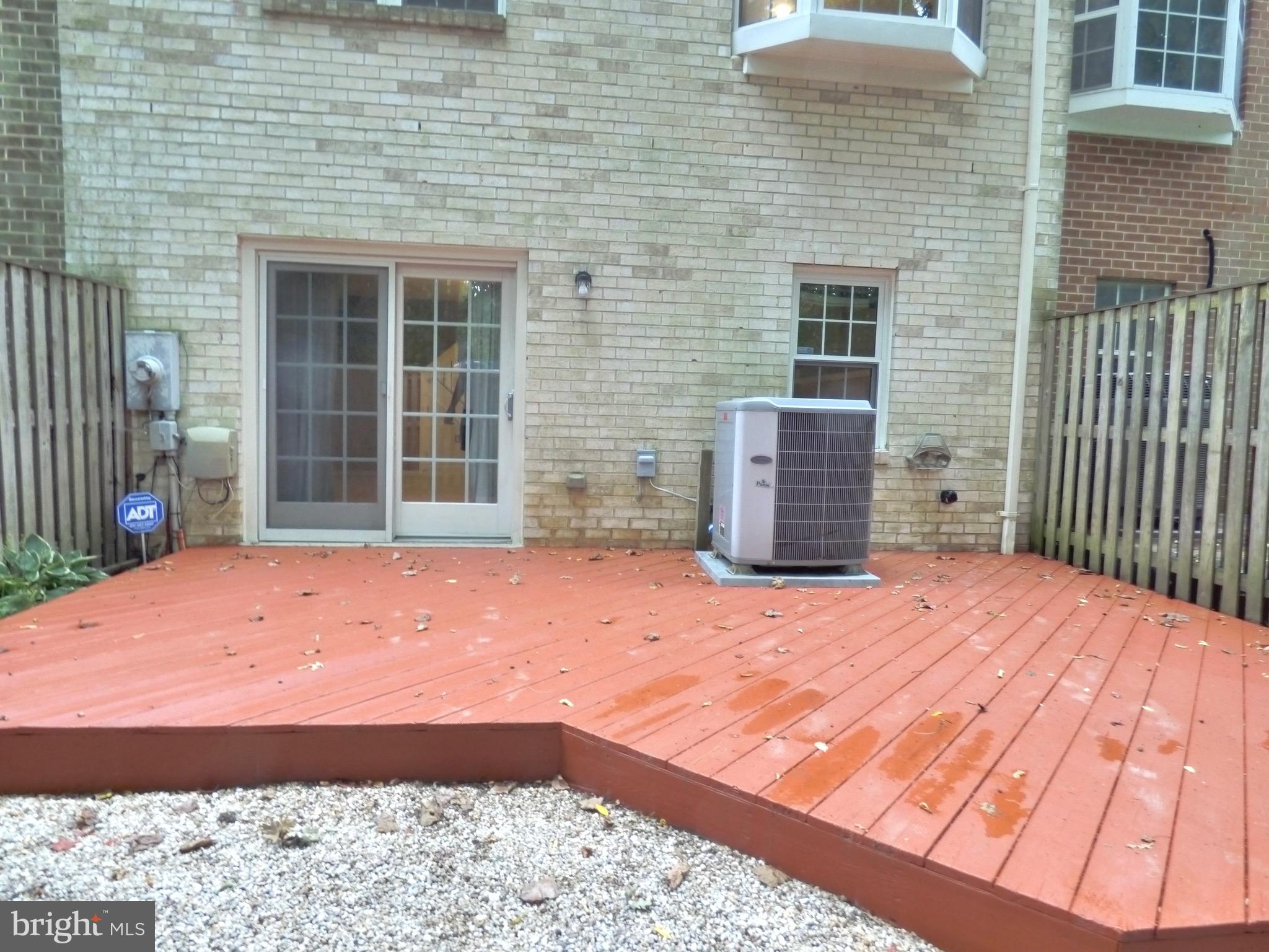 RESTON - Residential Lease