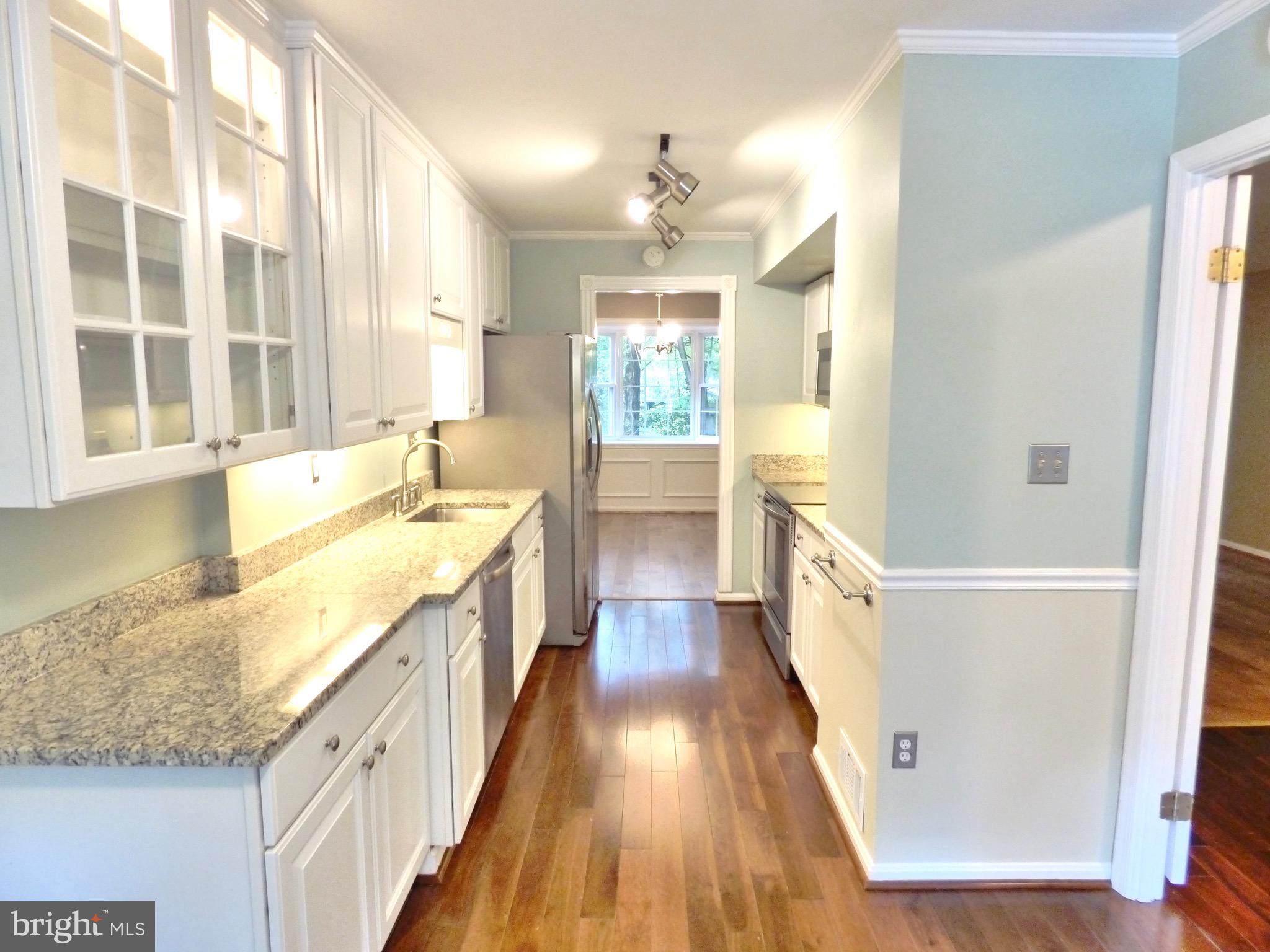 RESTON - Residential Lease