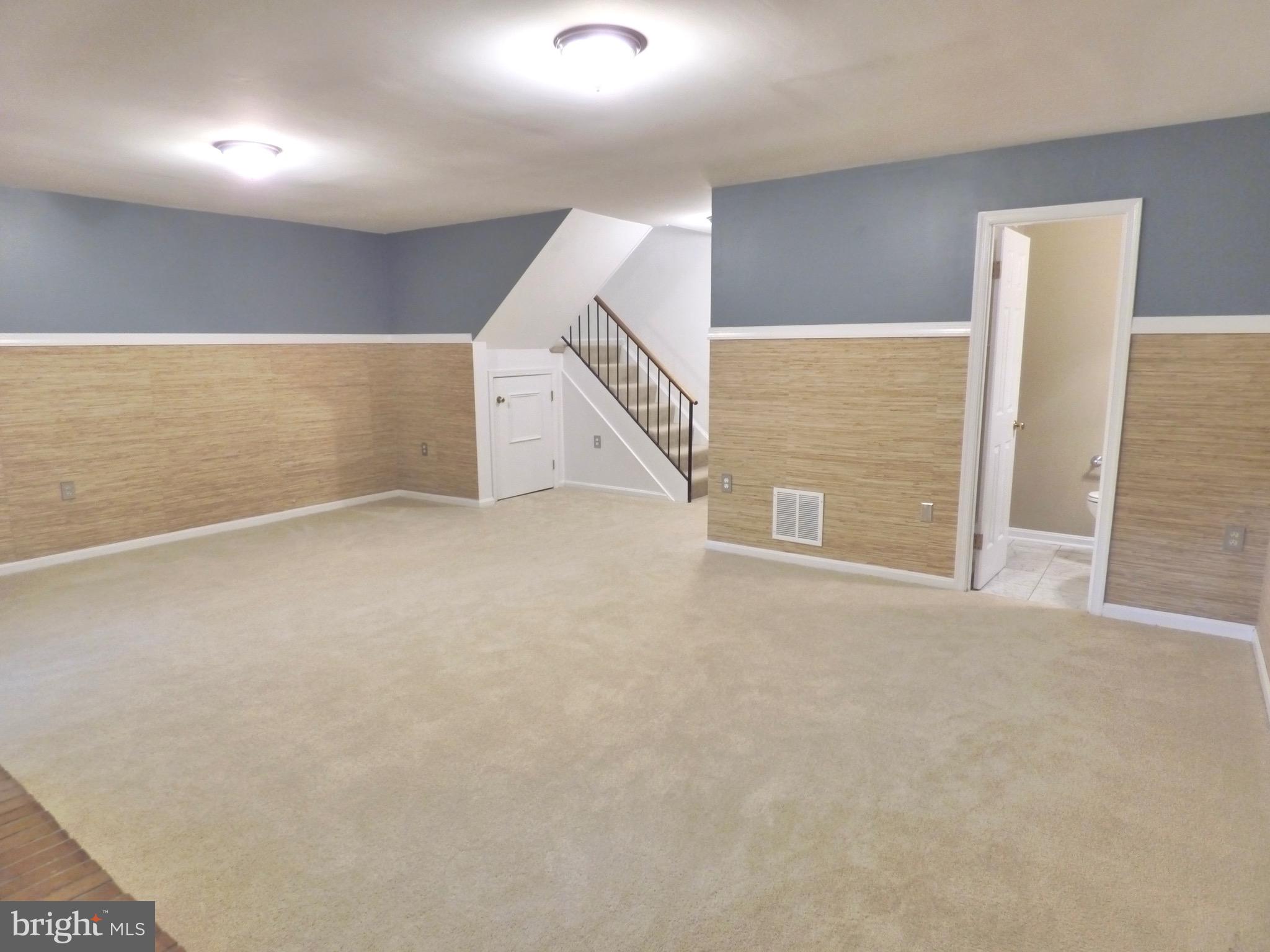 RESTON - Residential Lease