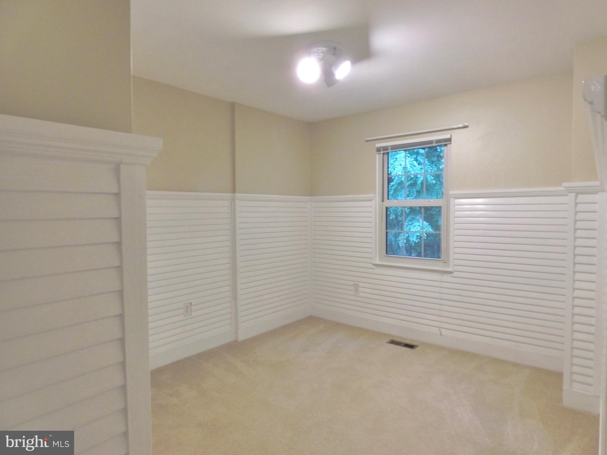 RESTON - Residential Lease