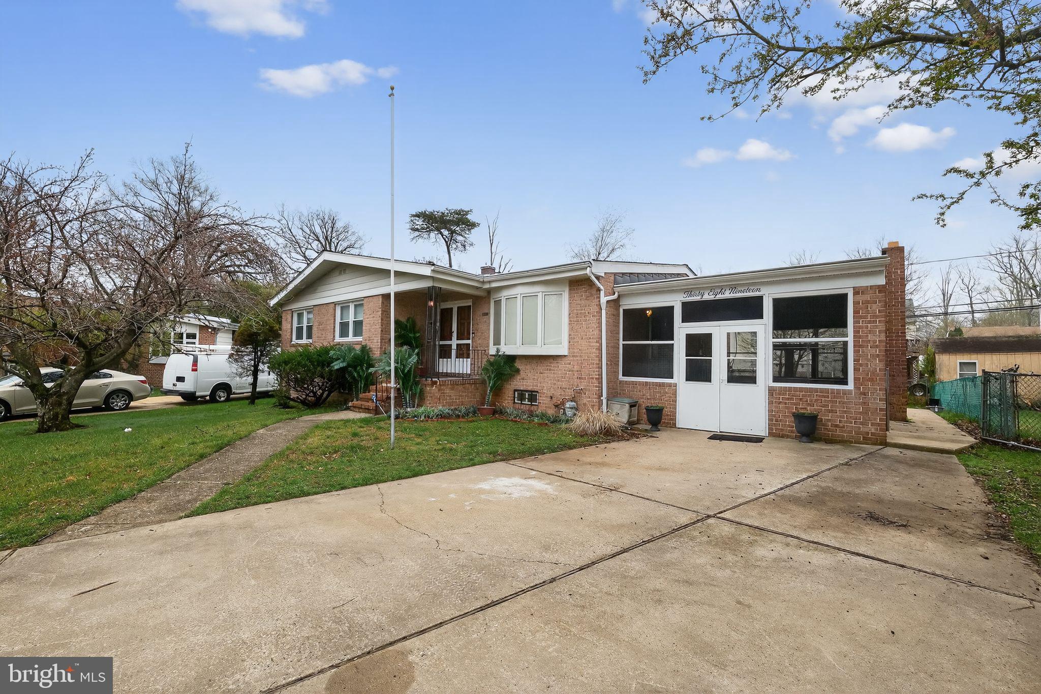 RANDALLSTOWN - Residential